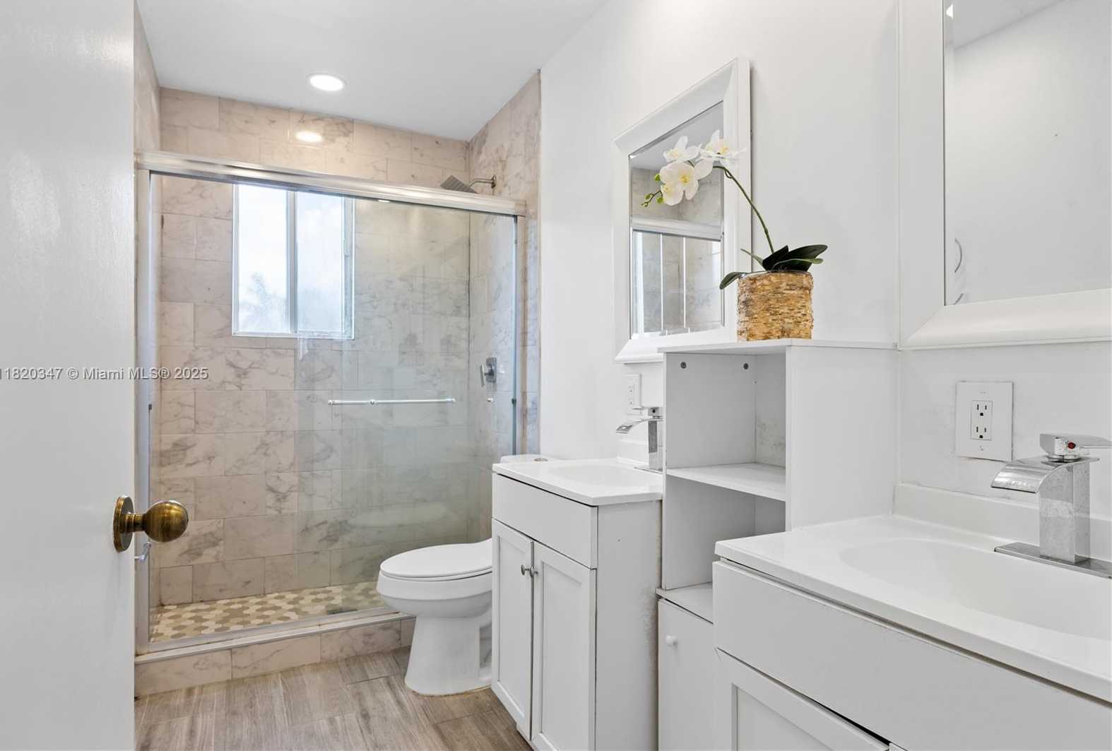 Small Image of 1199 GOLDEN CANE DR, Weston Number 24