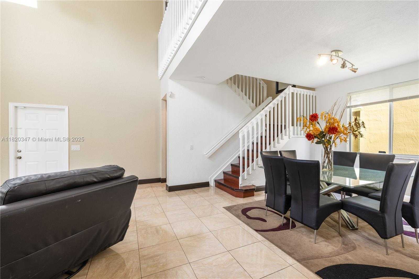 Small Image of 1199 GOLDEN CANE DR, Weston Number 8