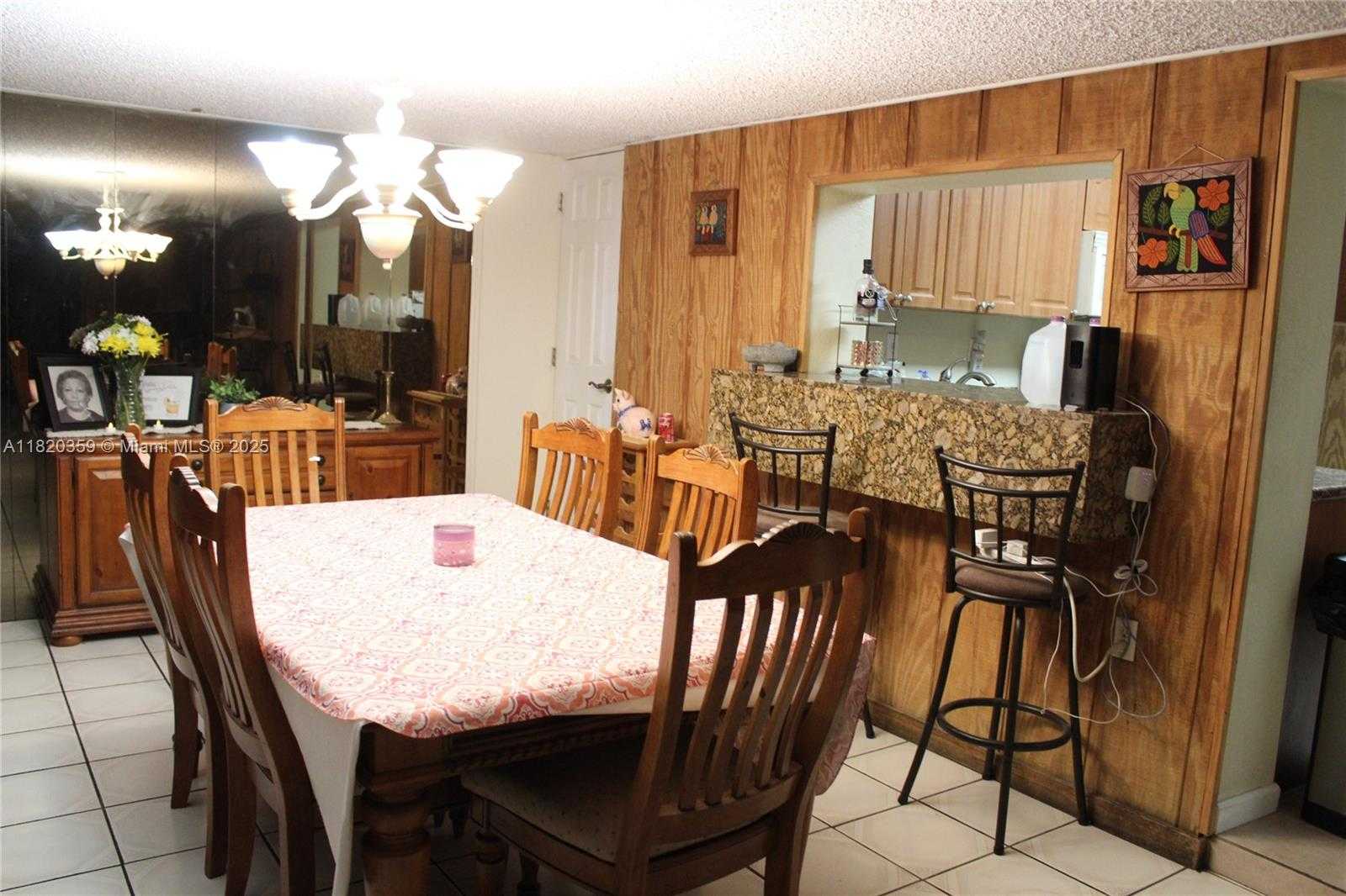 Small Image of 17820 NORTH WEST 82ND AVE, Hialeah Number 8