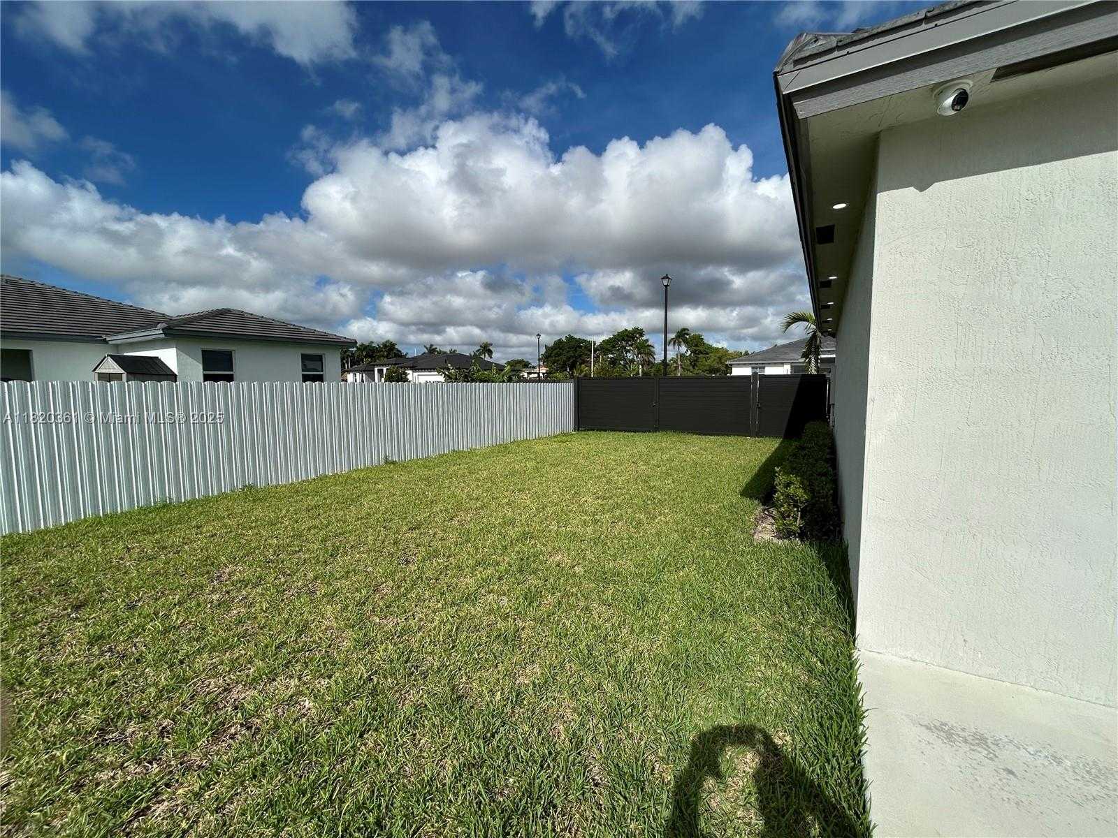 Small Image of Homestead Number 61