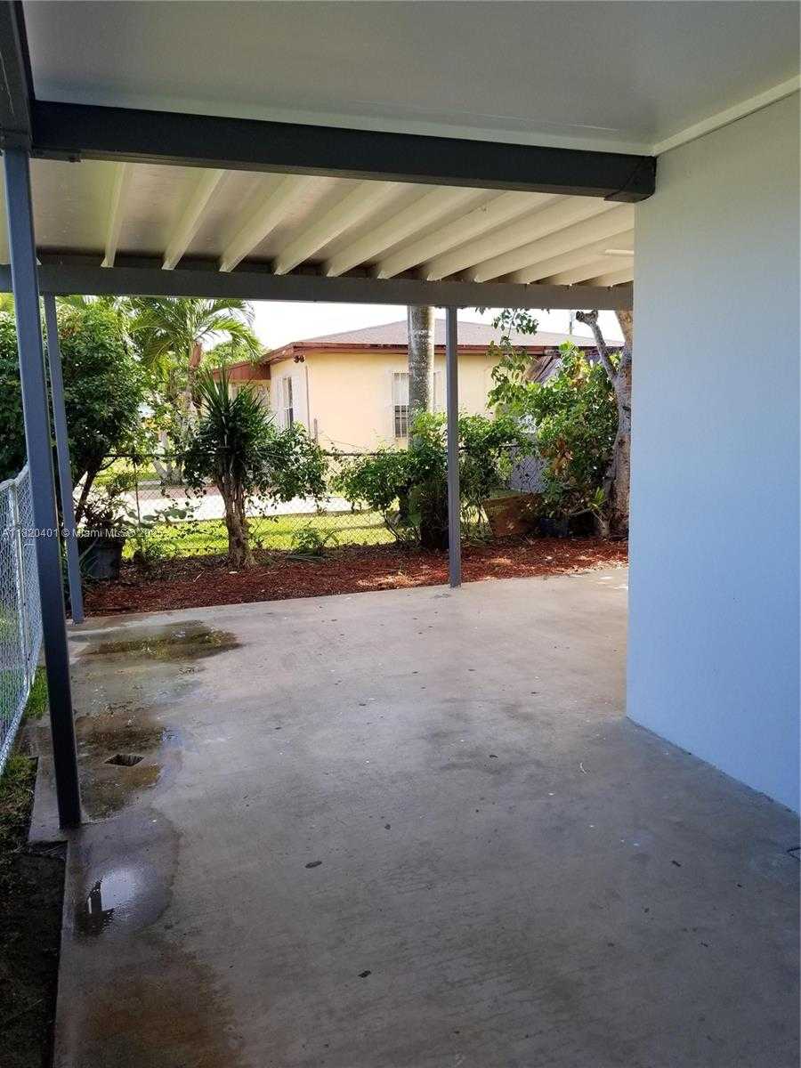 Small Image of 1016 NORTH EAST 4 AVENUE, Homestead Number 14