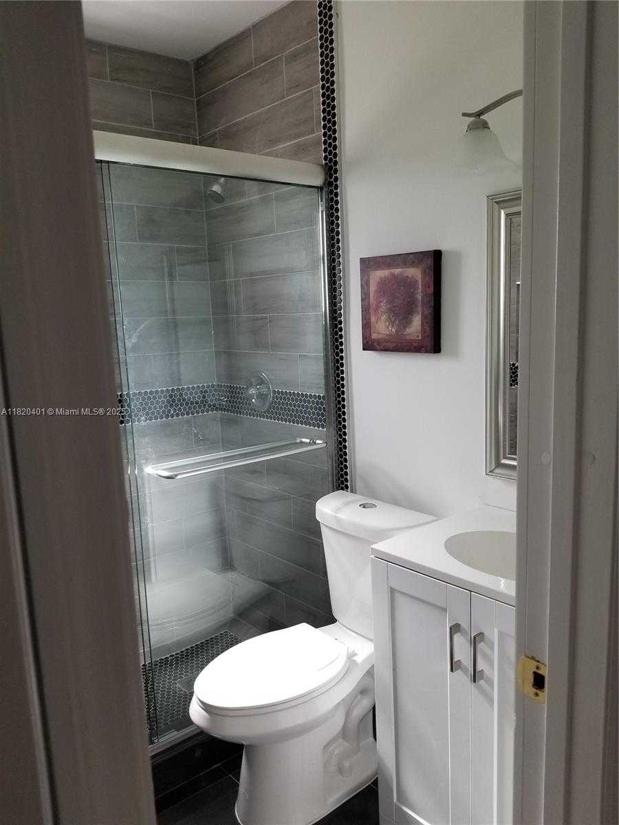 Small Image of 1016 NORTH EAST 4 AVENUE, Homestead Number 7