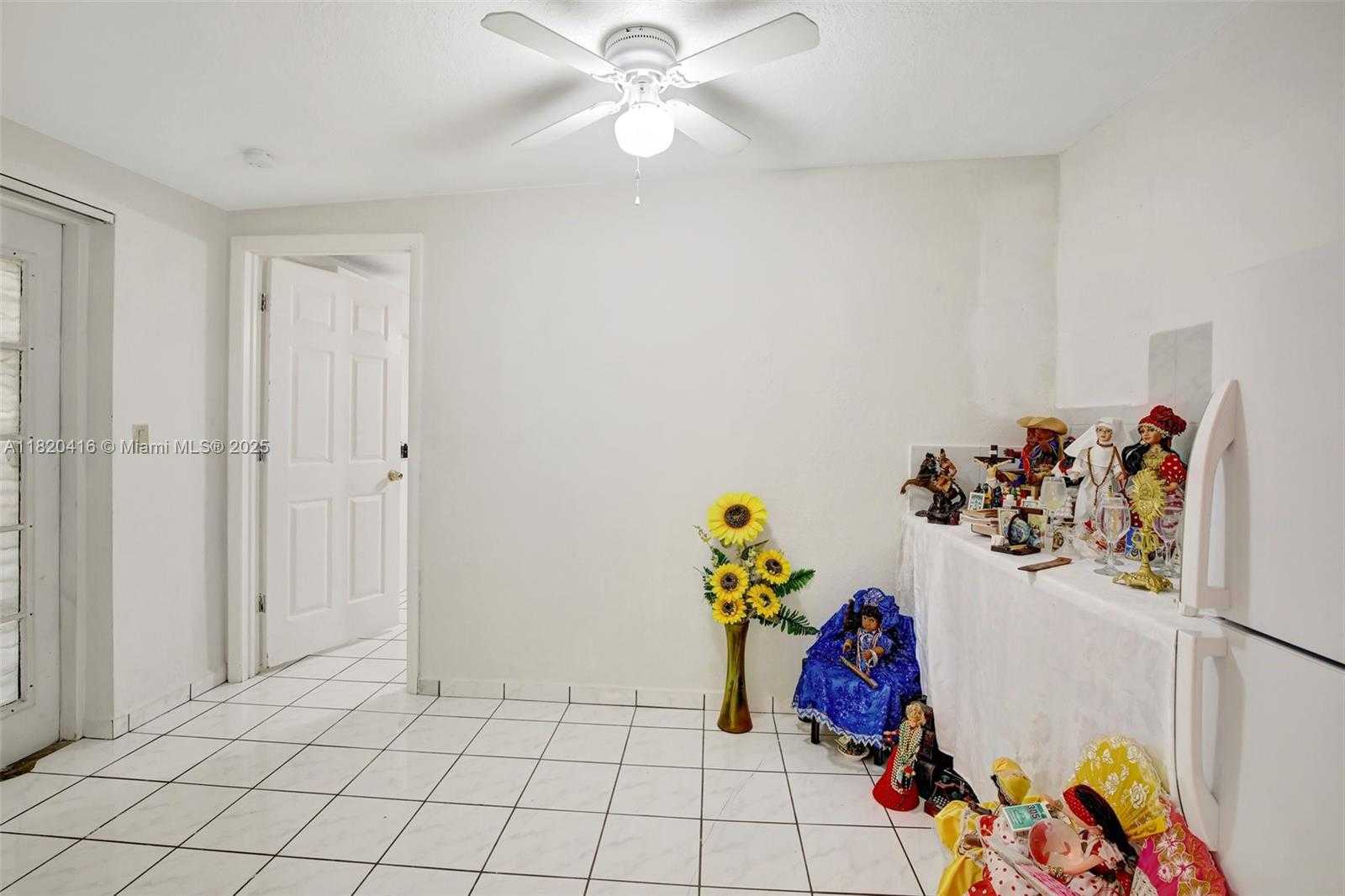 Small Image of 7950 NORTH WEST 174TH TER, Hialeah Number 25
