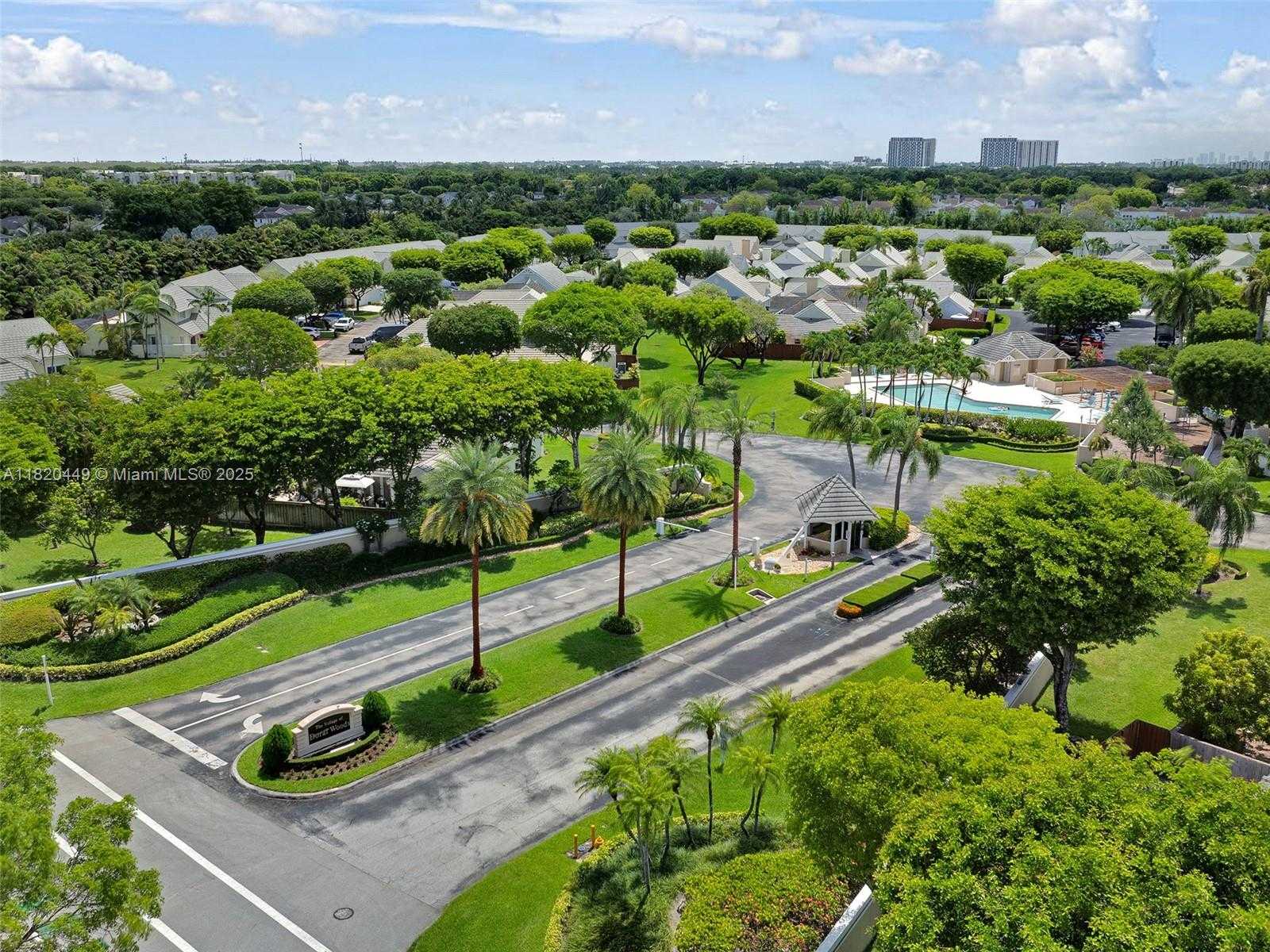 Small Image of 9933 NORTH WEST 49TH TER, Doral Number 46