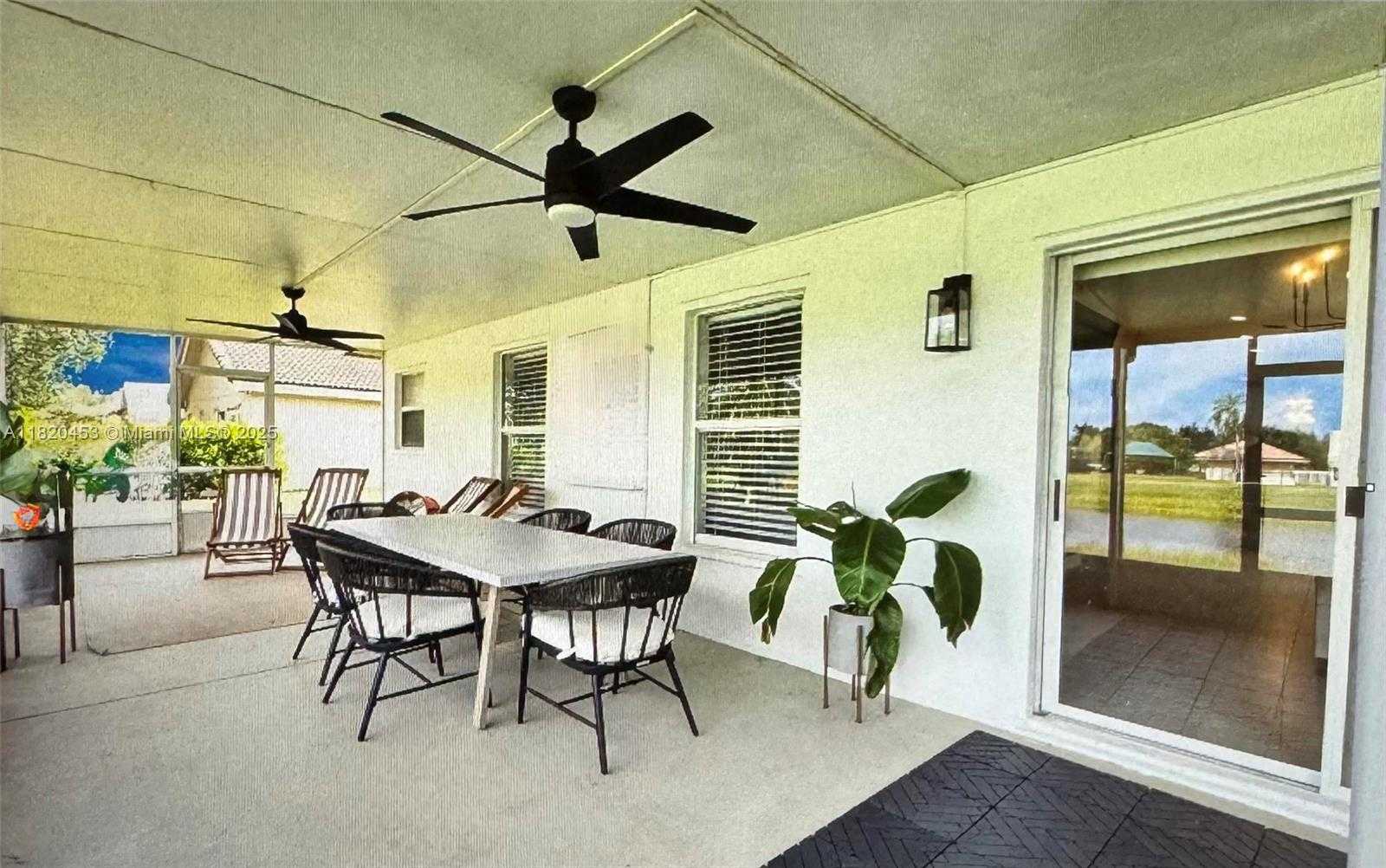Small Image of 142 SOUTH WEST 204TH AVE, Pembroke Pines Number 15