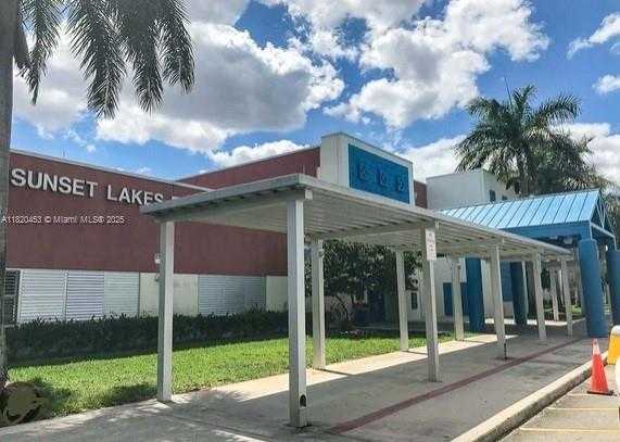 Small Image of 142 SOUTH WEST 204TH AVE, Pembroke Pines Number 23