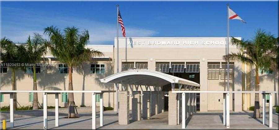 Small Image of 142 SOUTH WEST 204TH AVE, Pembroke Pines Number 25