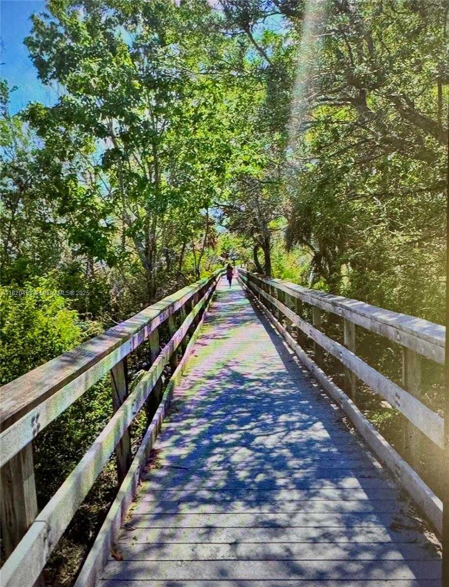 Small Image of 142 SOUTH WEST 204TH AVE, Pembroke Pines Number 26
