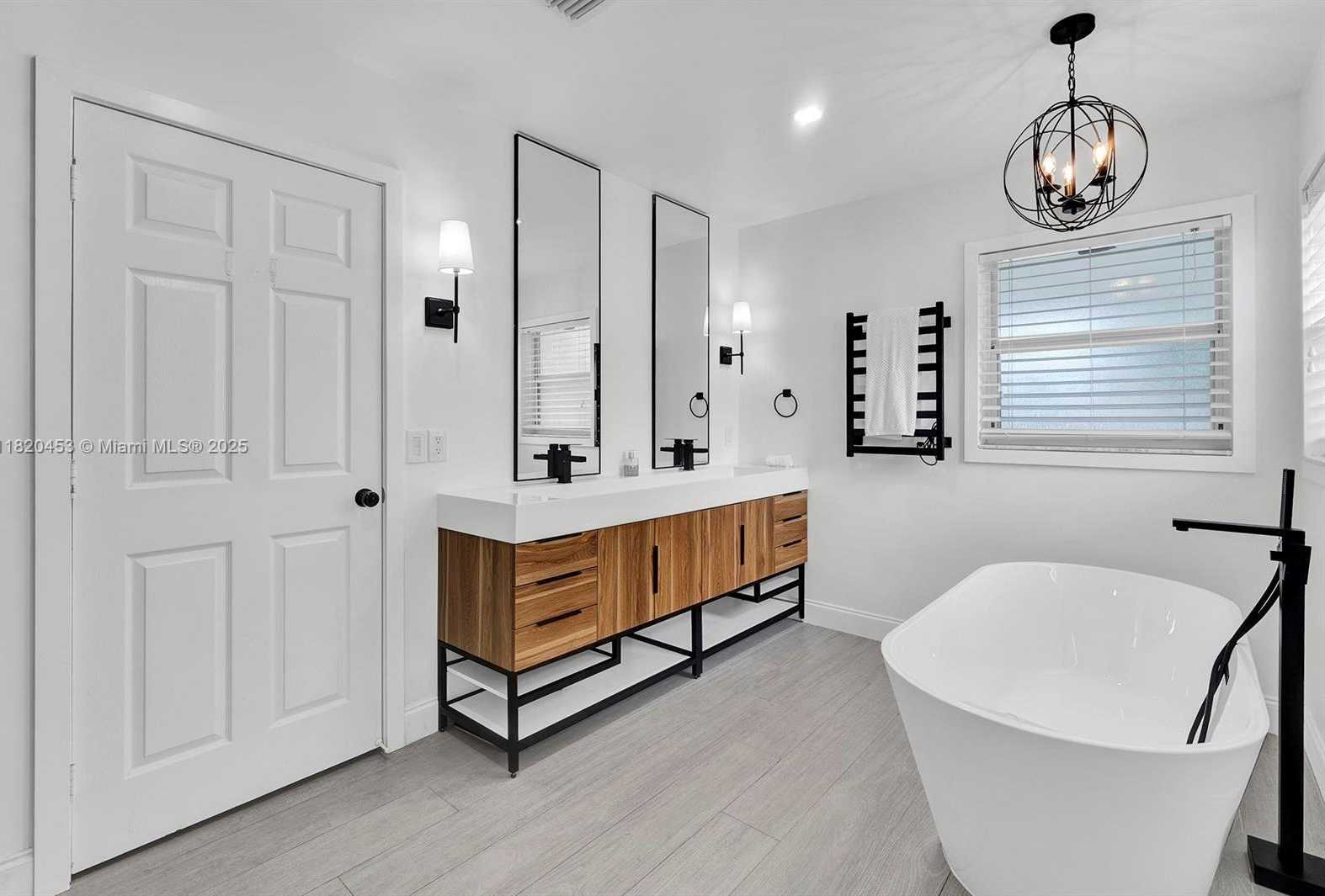 Small Image of 142 SOUTH WEST 204TH AVE, Pembroke Pines Number 8