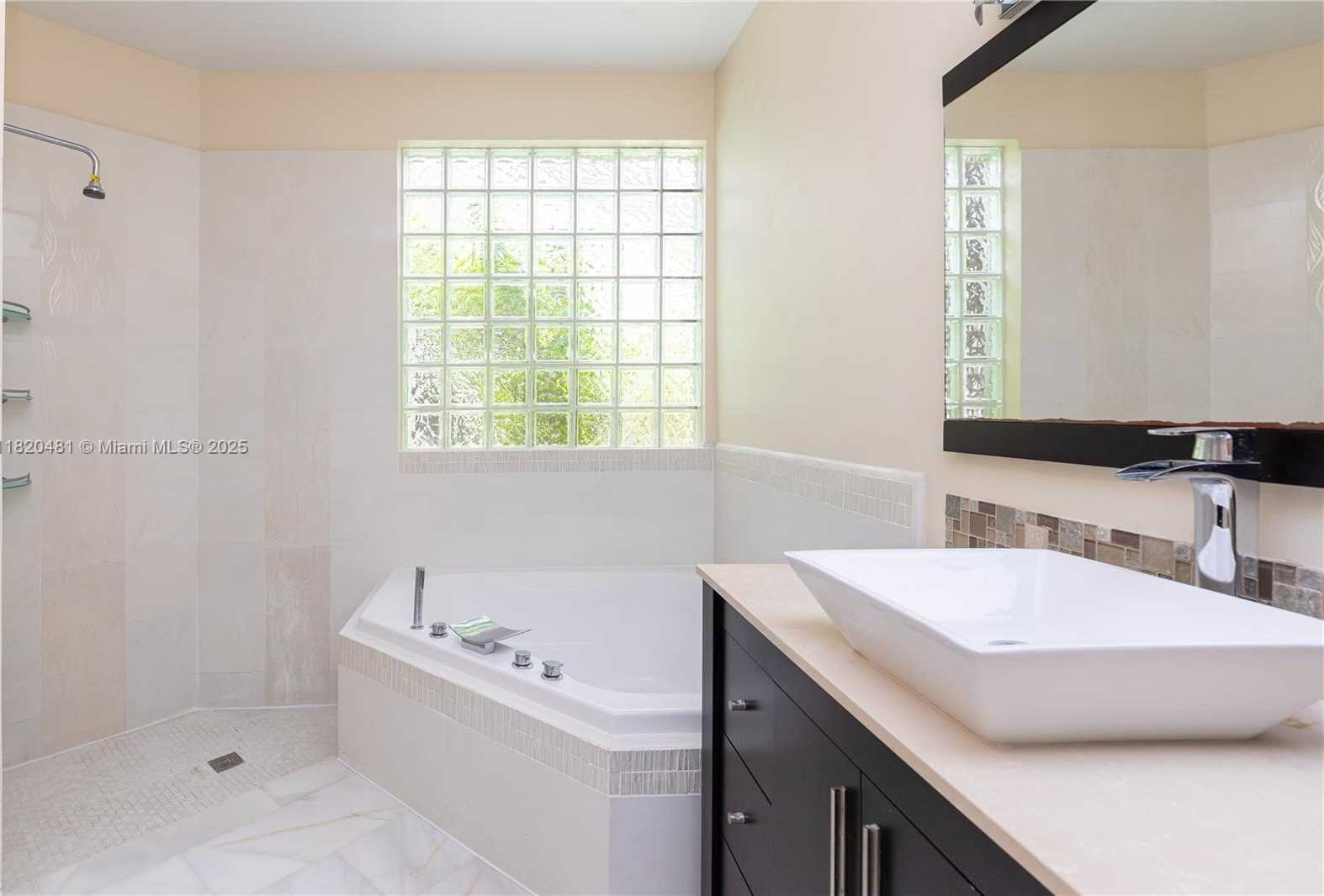 Small Image of 12123 NORTH WEST 15TH CT, Coral Springs Number 22