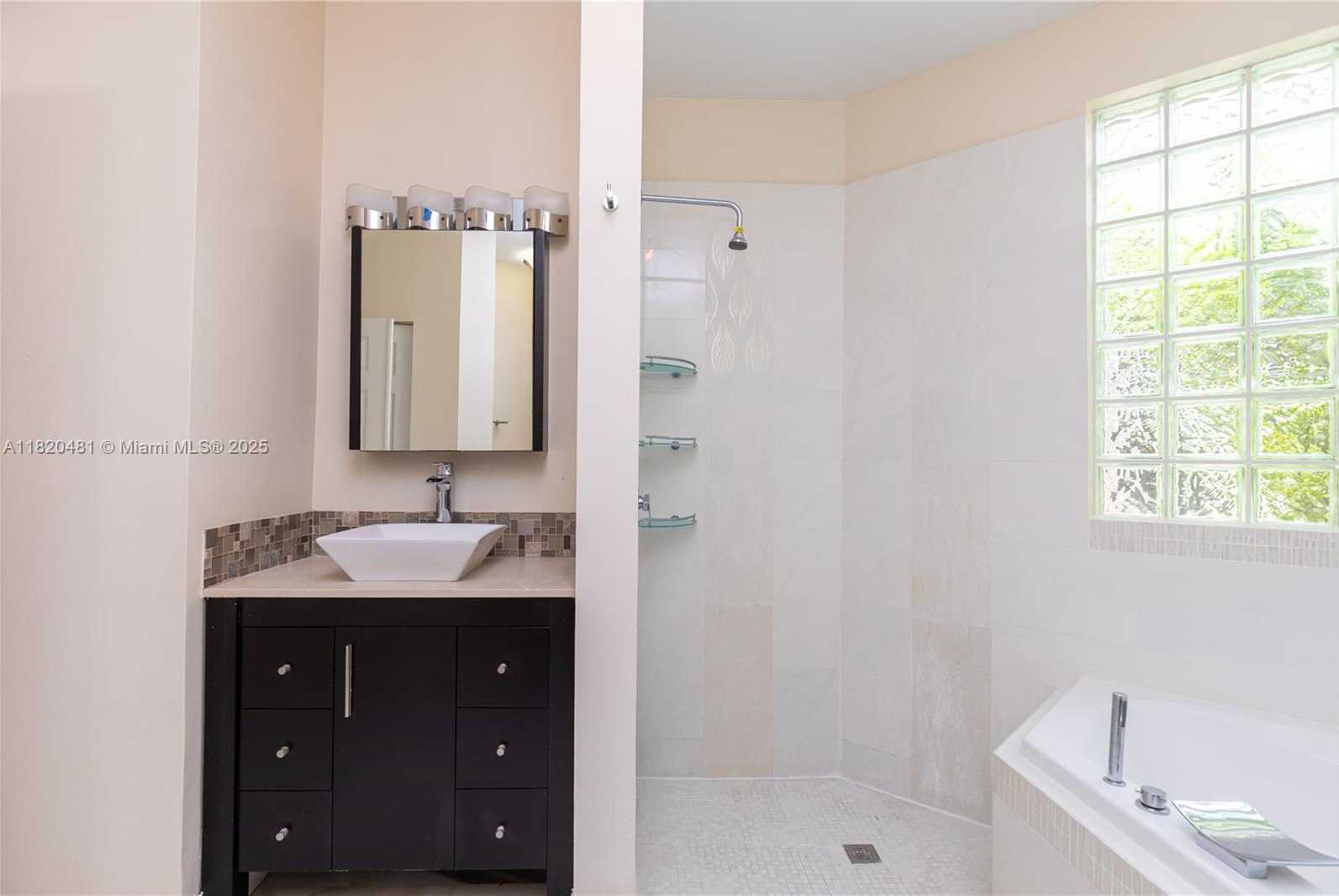 Small Image of 12123 NORTH WEST 15TH CT, Coral Springs Number 35