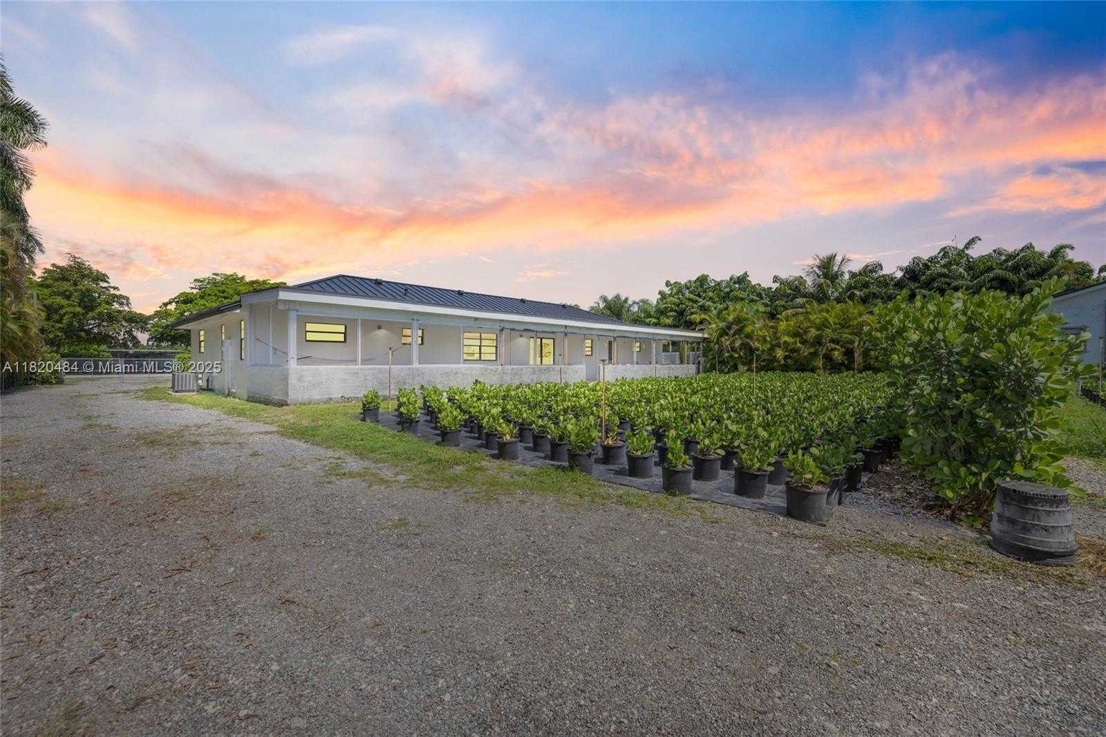 Small Image of 23421 SOUTH WEST 217TH AVE, Homestead Number 2