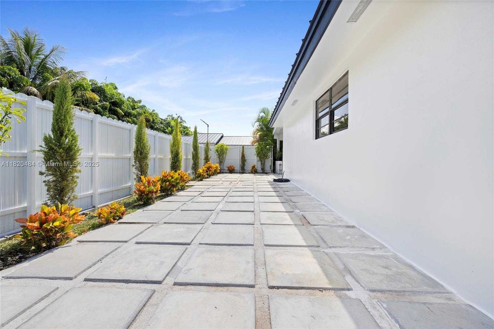 Small Image of 23421 SOUTH WEST 217TH AVE, Homestead Number 46