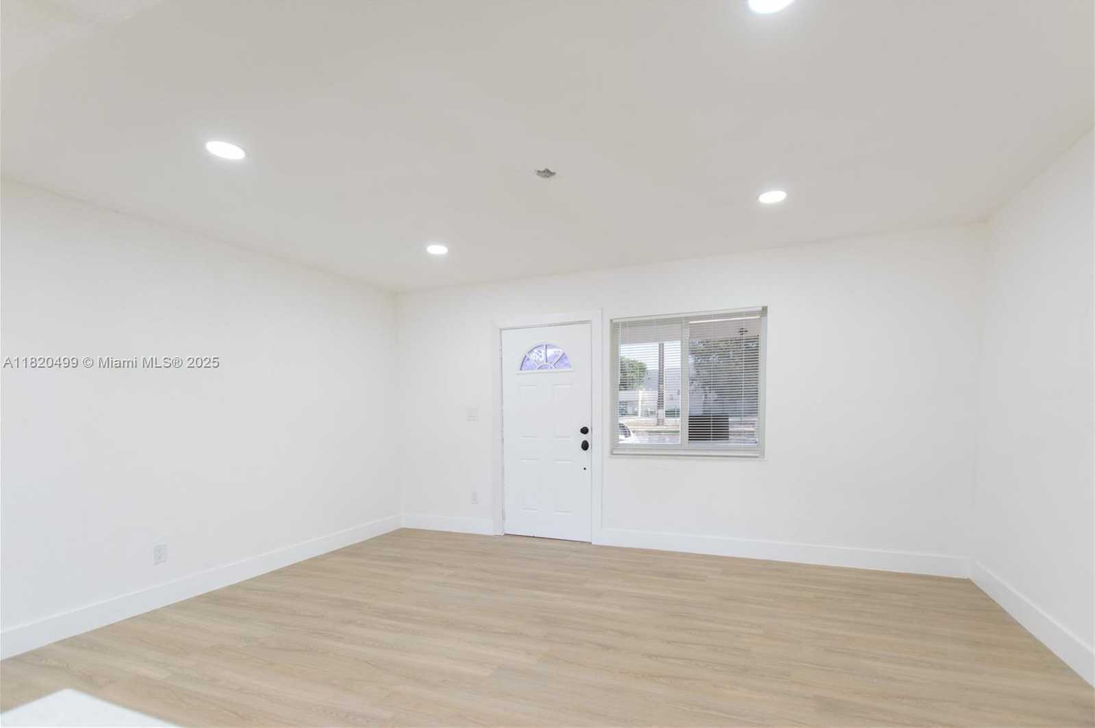 Small Image of 1167 NORTH WEST 9TH AVE, Fort Lauderdale Number 5