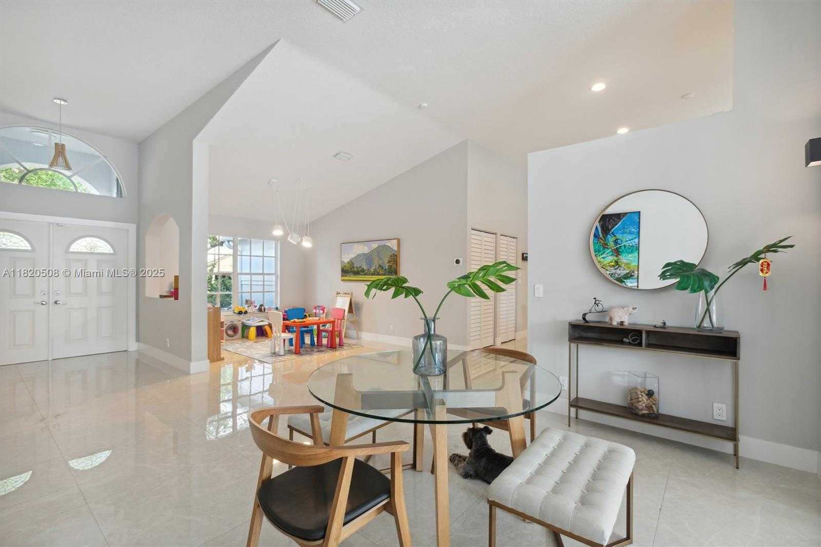 Small Image of 803 HERITAGE DR, Weston Number 10