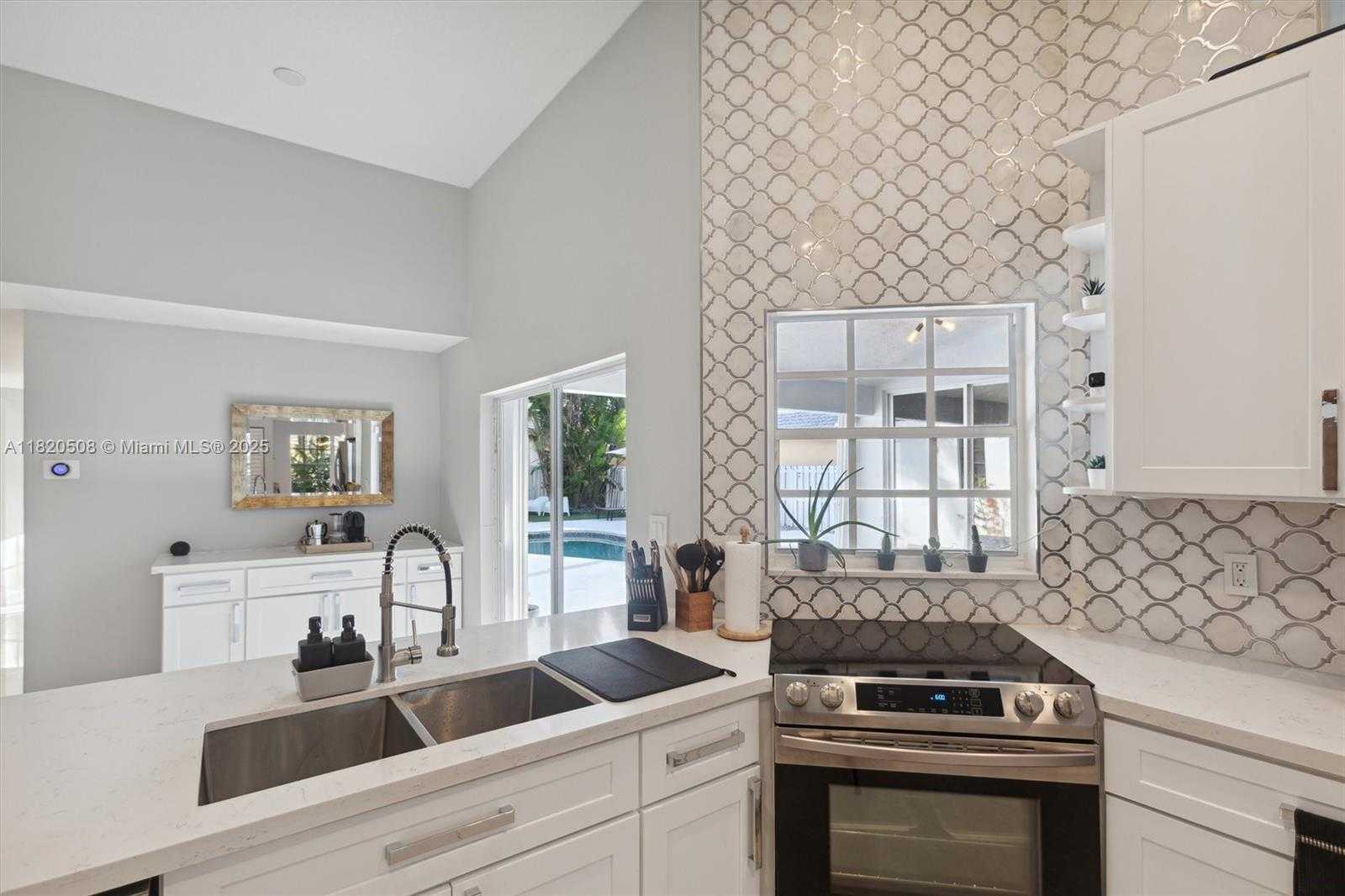 Small Image of 803 HERITAGE DR, Weston Number 15