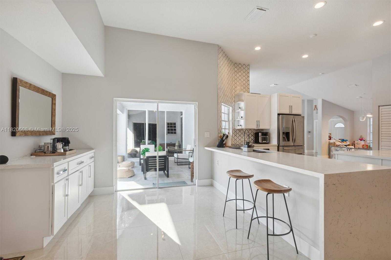 Small Image of 803 HERITAGE DR, Weston Number 18