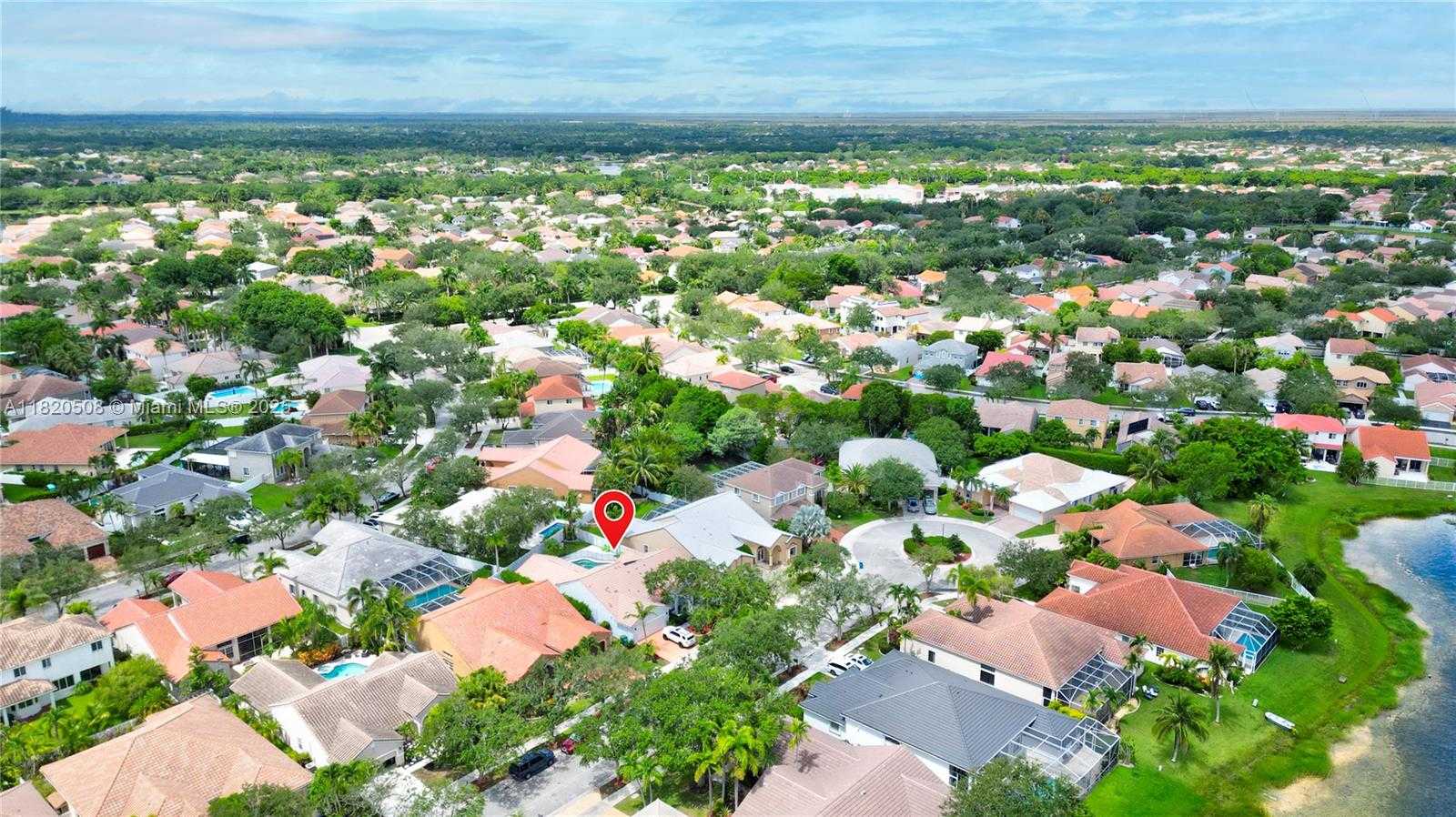 Small Image of 803 HERITAGE DR, Weston Number 73