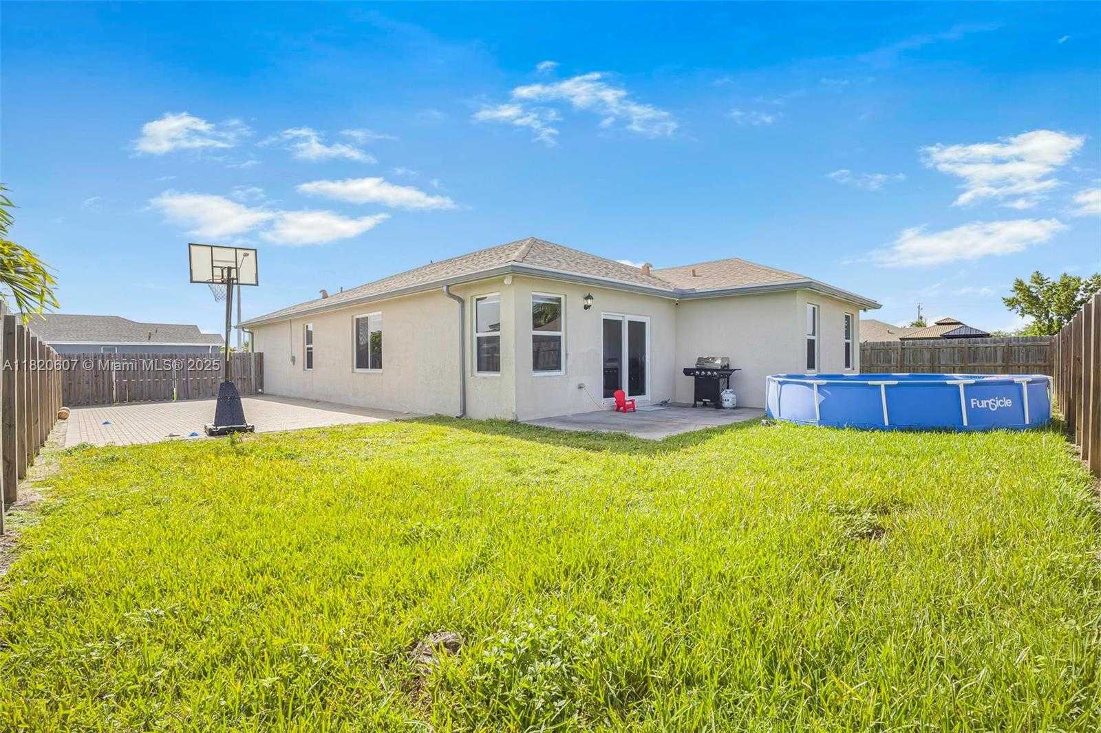 Small Image of 31671 SOUTH WEST 190TH CT, Homestead Number 22