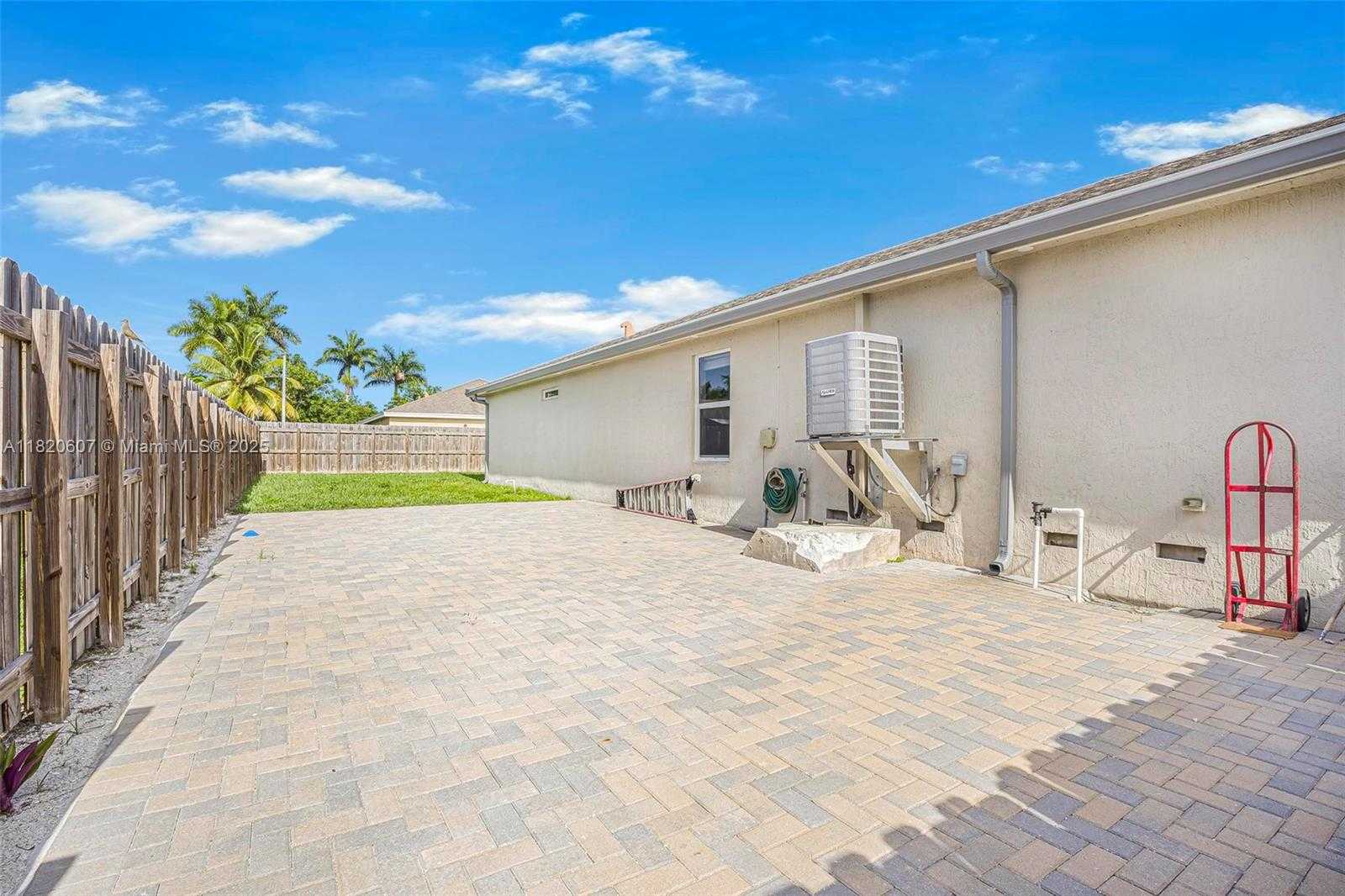 Small Image of 31671 SOUTH WEST 190TH CT, Homestead Number 31
