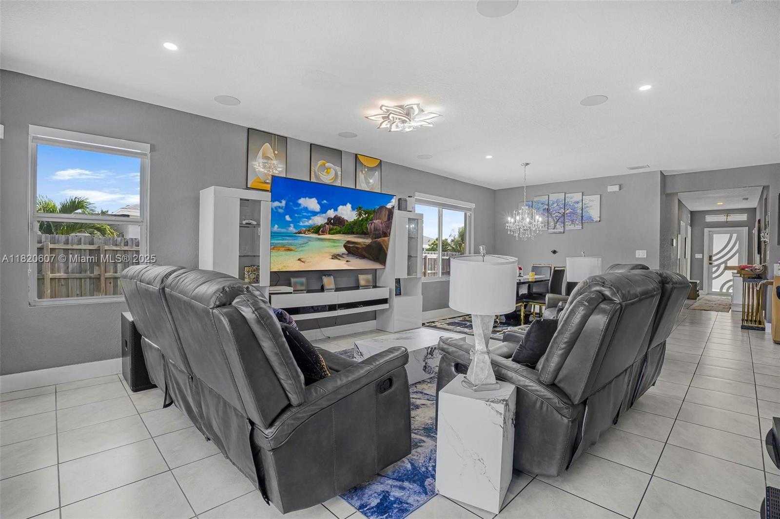 Small Image of 31671 SOUTH WEST 190TH CT, Homestead Number 6
