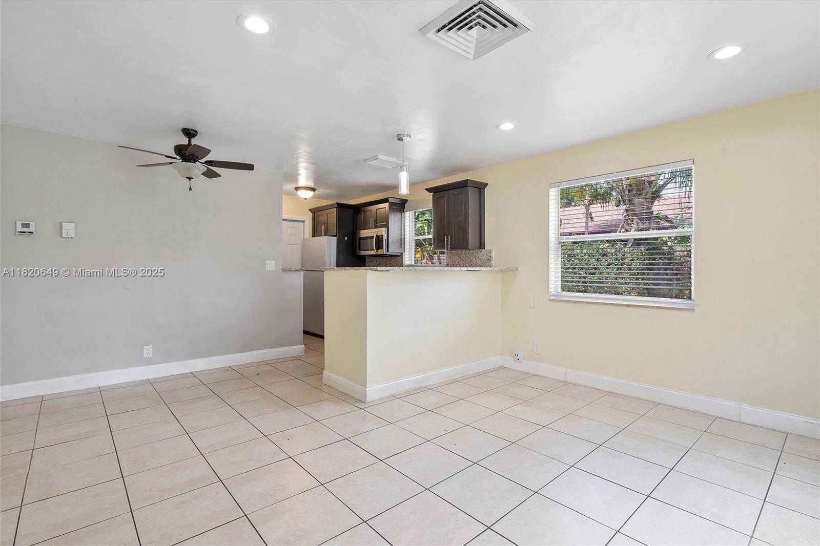 Small Image of 602 EL PRADO, West Palm Beach Number 12