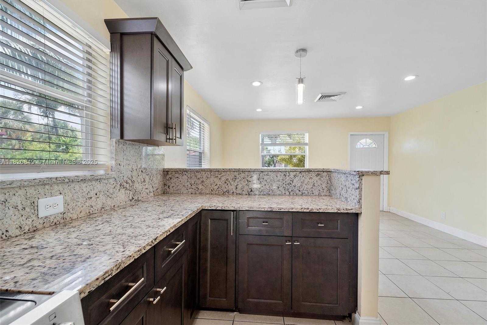 Small Image of 602 EL PRADO, West Palm Beach Number 18