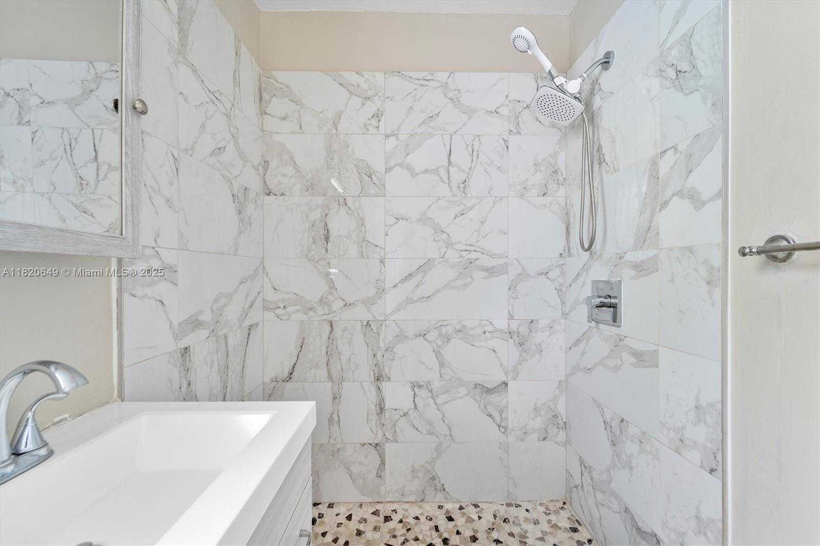 Small Image of 602 EL PRADO, West Palm Beach Number 22