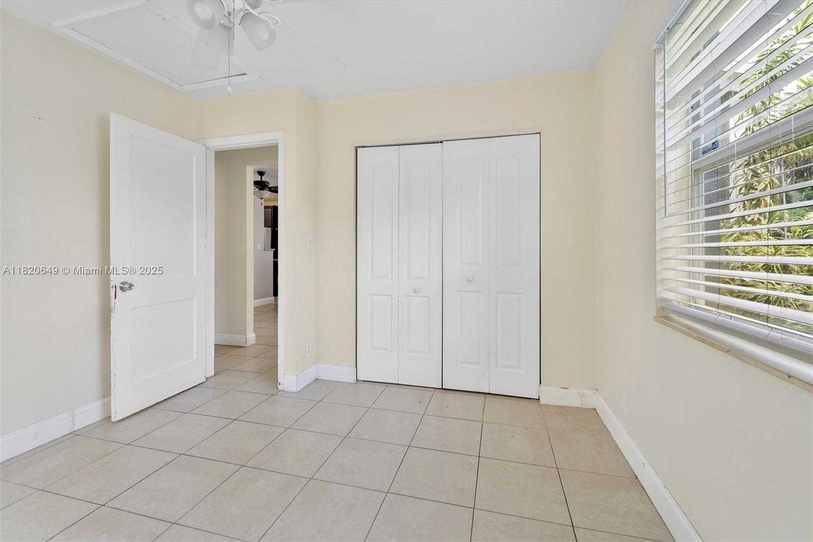 Small Image of 602 EL PRADO, West Palm Beach Number 24