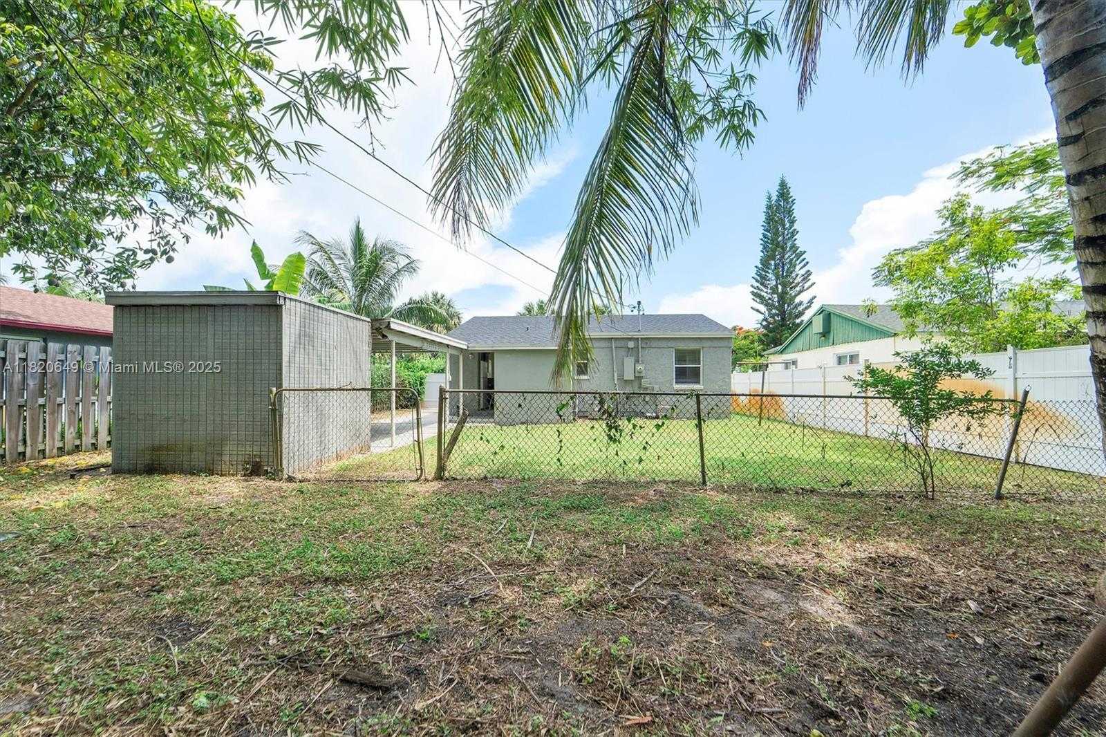 Small Image of 602 EL PRADO, West Palm Beach Number 28