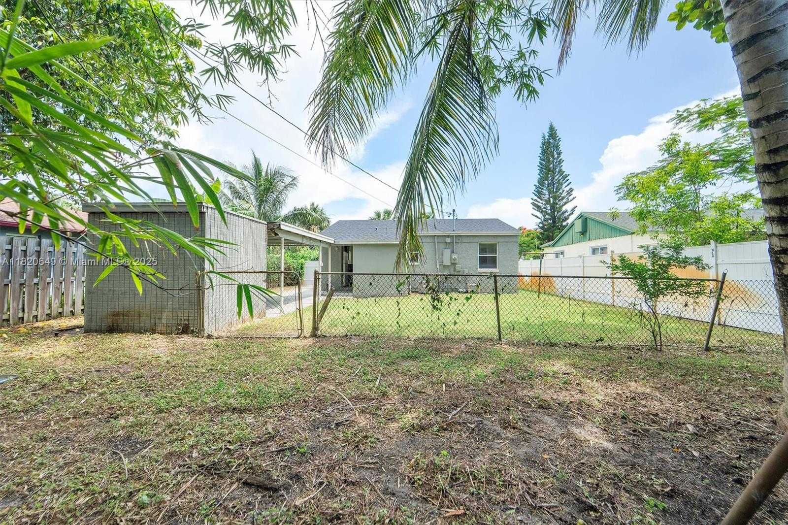 Small Image of 602 EL PRADO, West Palm Beach Number 29