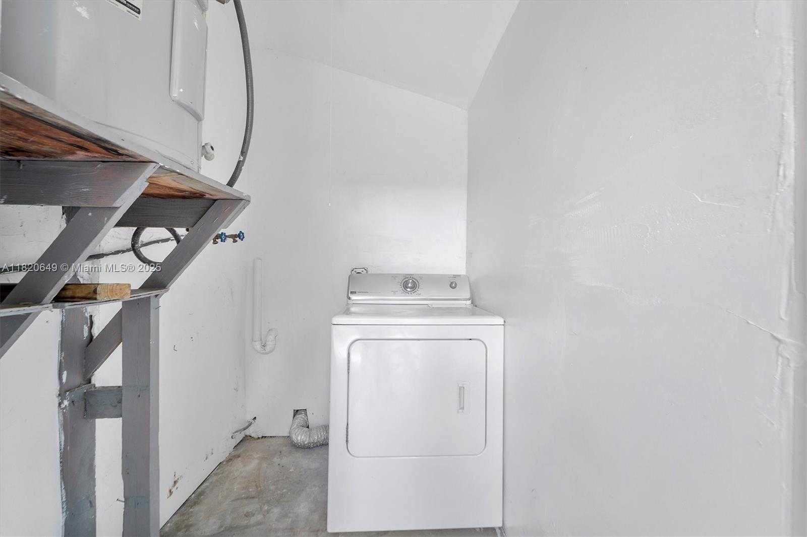 Small Image of 602 EL PRADO, West Palm Beach Number 38