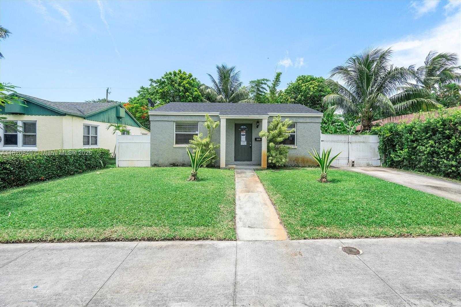 Small Image of 602 EL PRADO, West Palm Beach Number 4