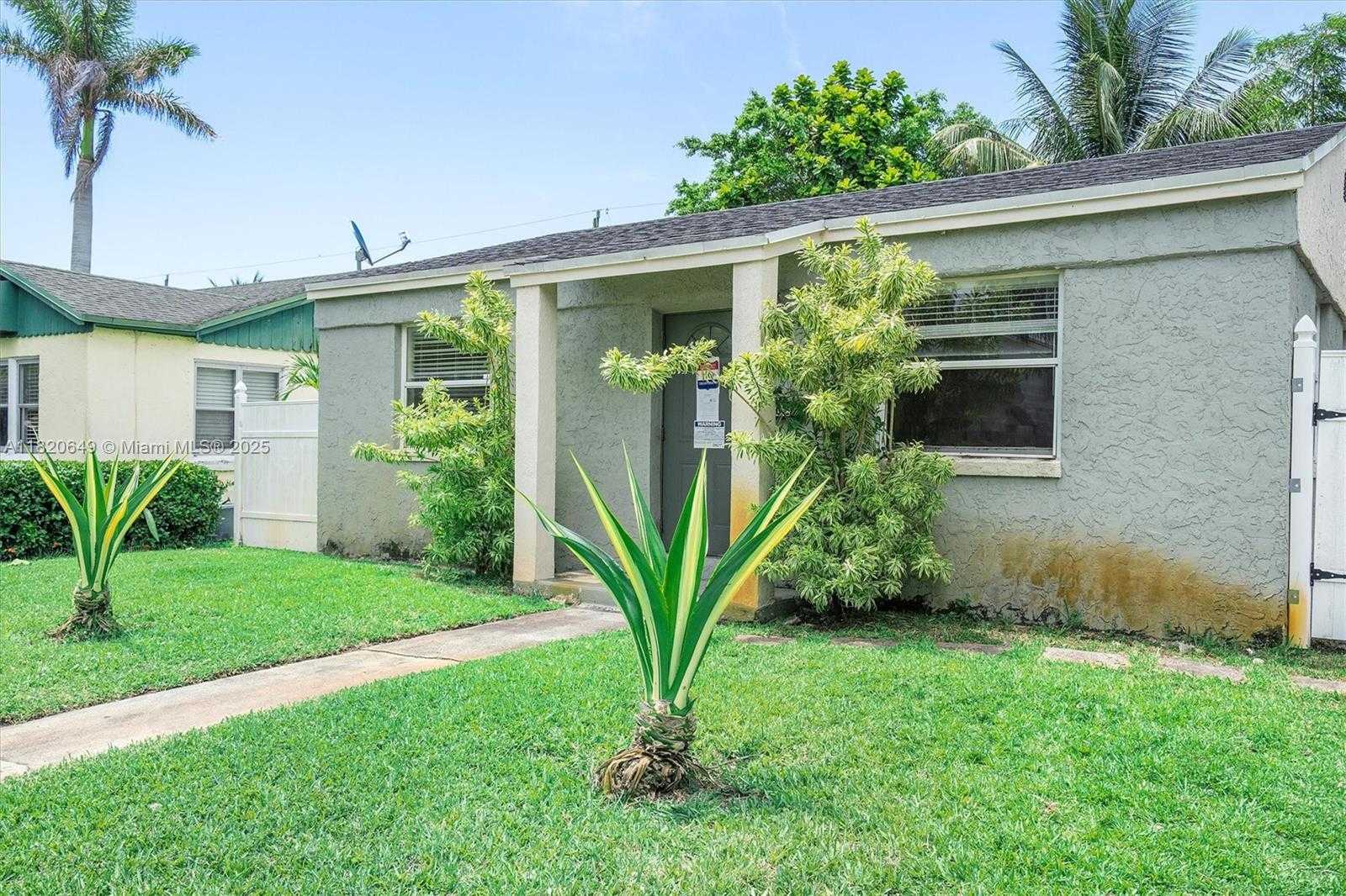 Small Image of 602 EL PRADO, West Palm Beach Number 7