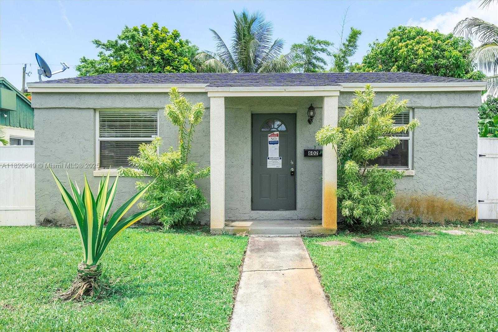 Small Image of 602 EL PRADO, West Palm Beach Number 8