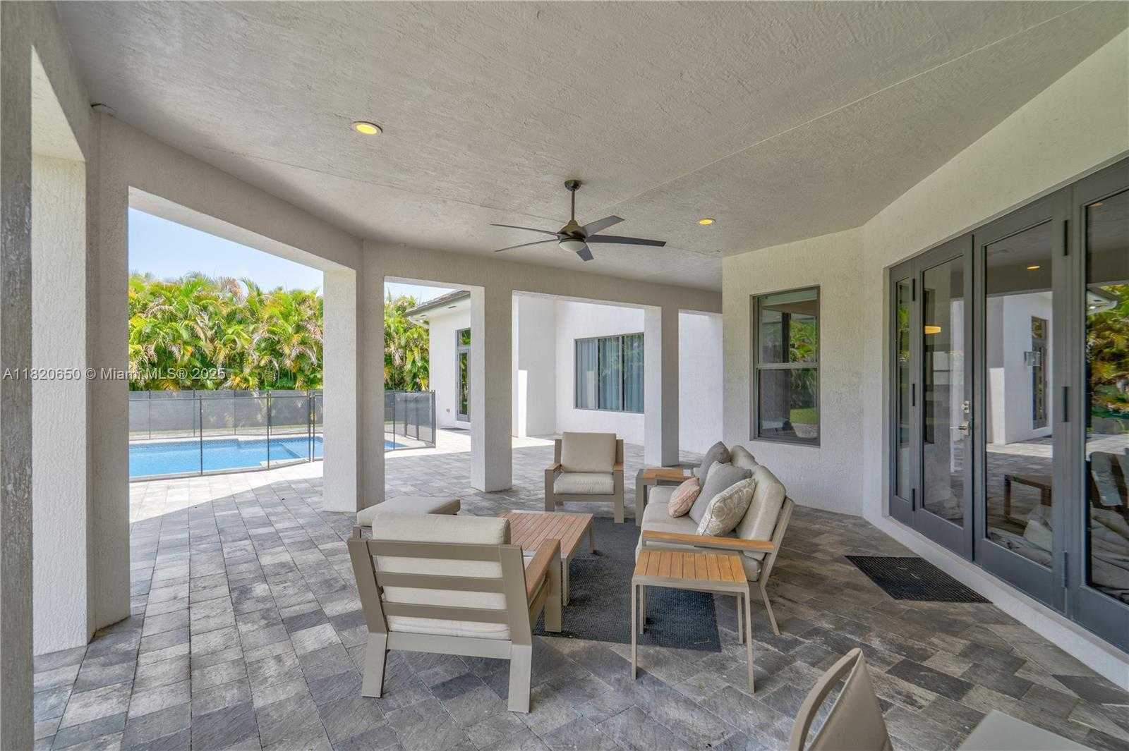 Small Image of 11901 NORTH WEST 12TH ST, Plantation Number 13