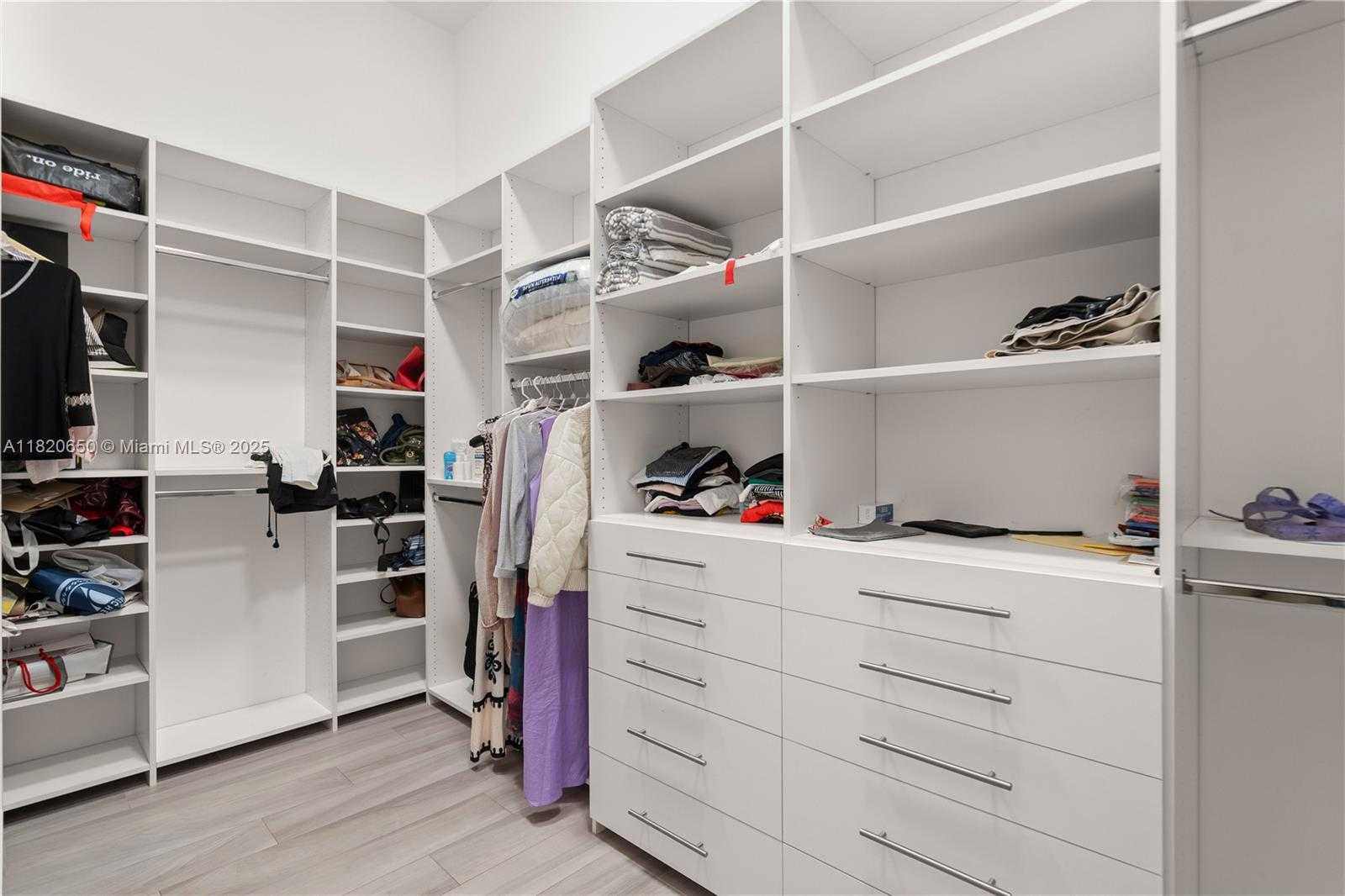 Small Image of 11901 NORTH WEST 12TH ST, Plantation Number 29