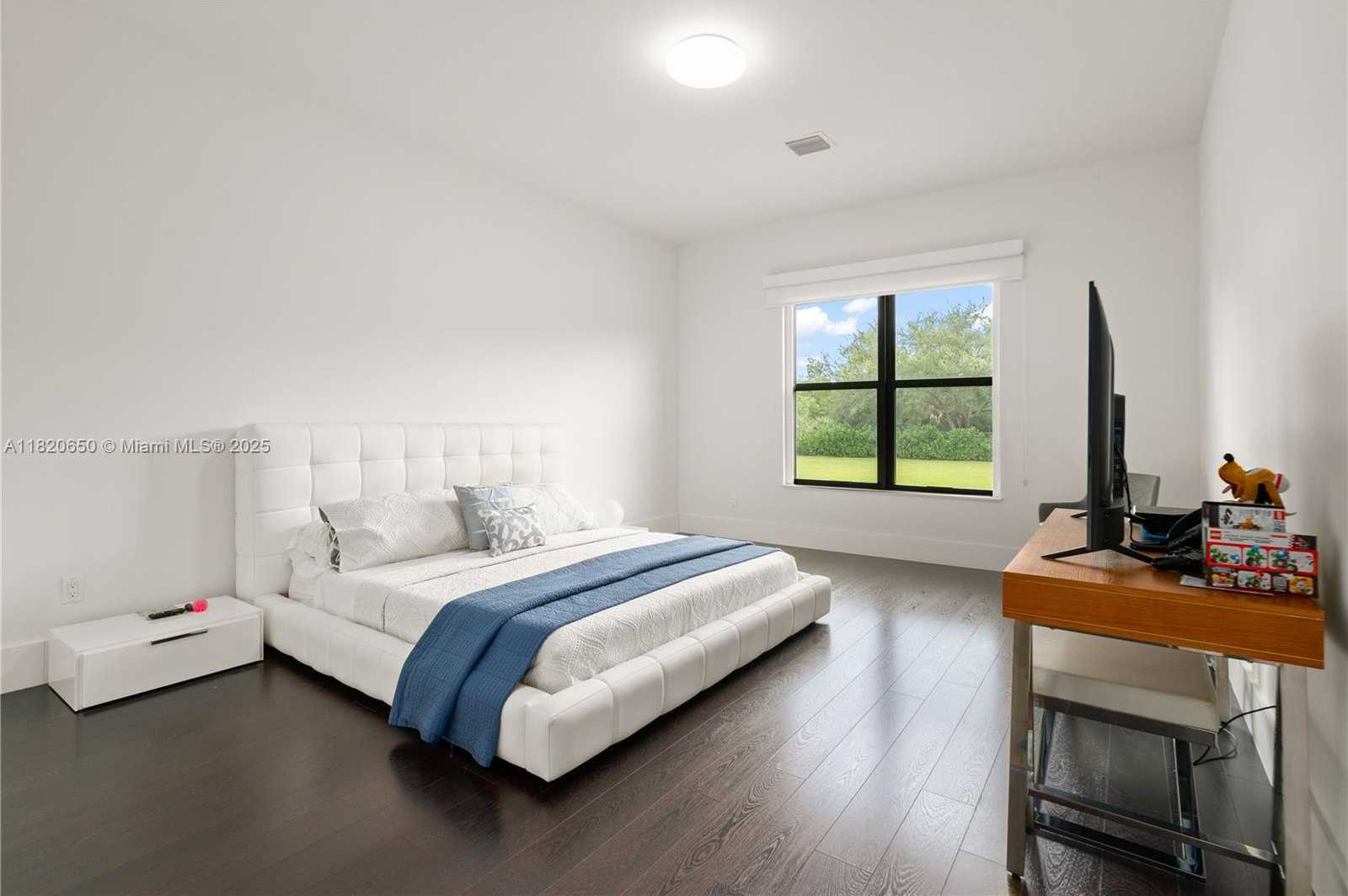 Small Image of 11901 NORTH WEST 12TH ST, Plantation Number 30