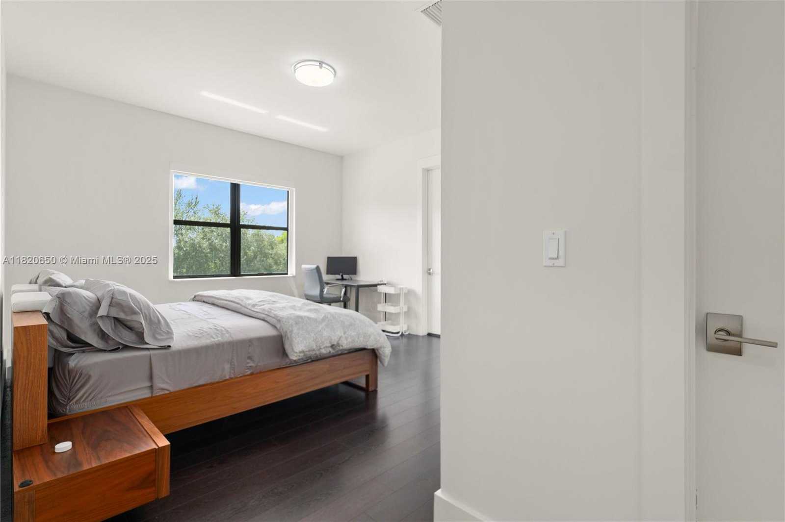 Small Image of 11901 NORTH WEST 12TH ST, Plantation Number 38