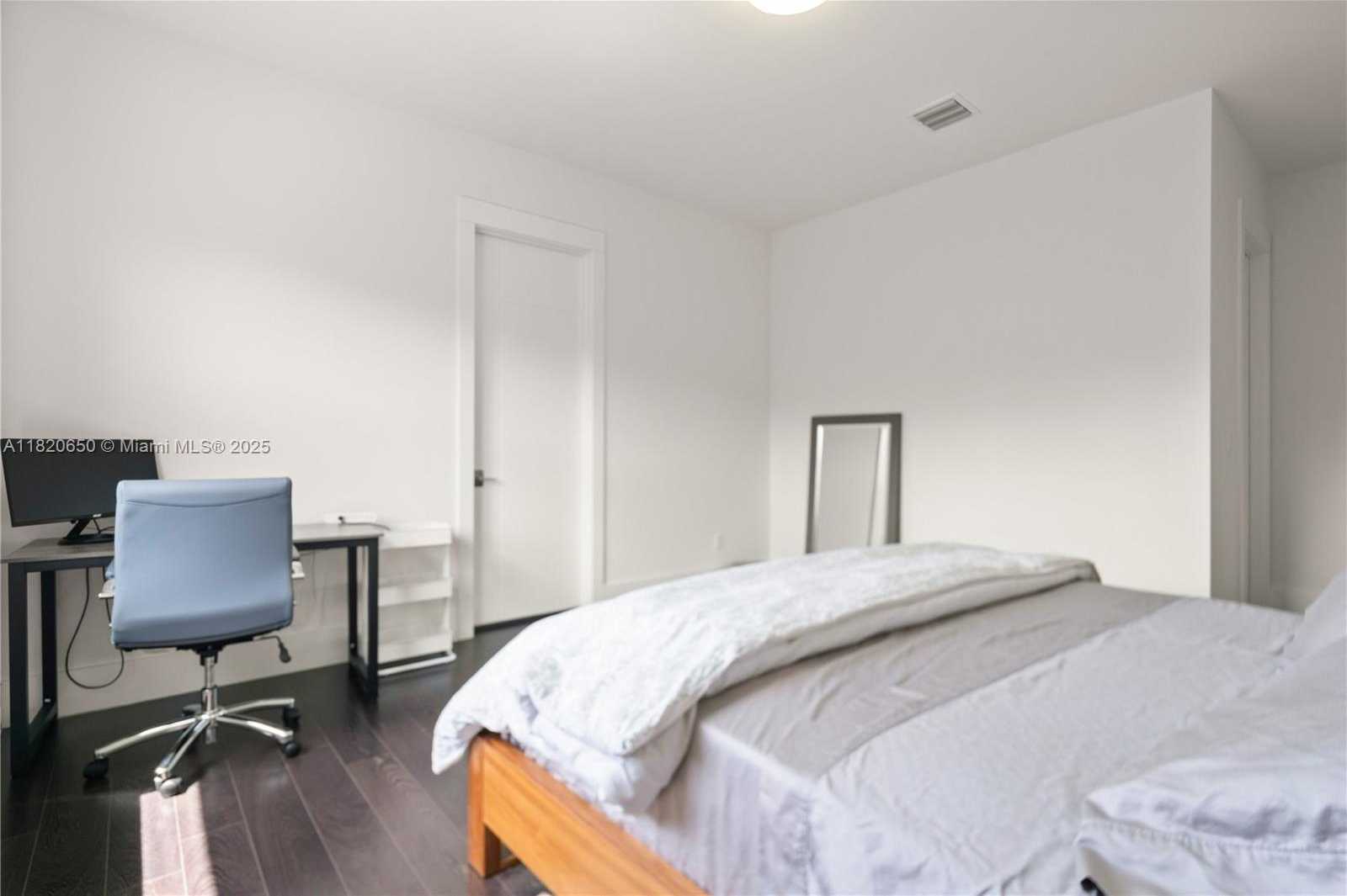 Small Image of 11901 NORTH WEST 12TH ST, Plantation Number 39