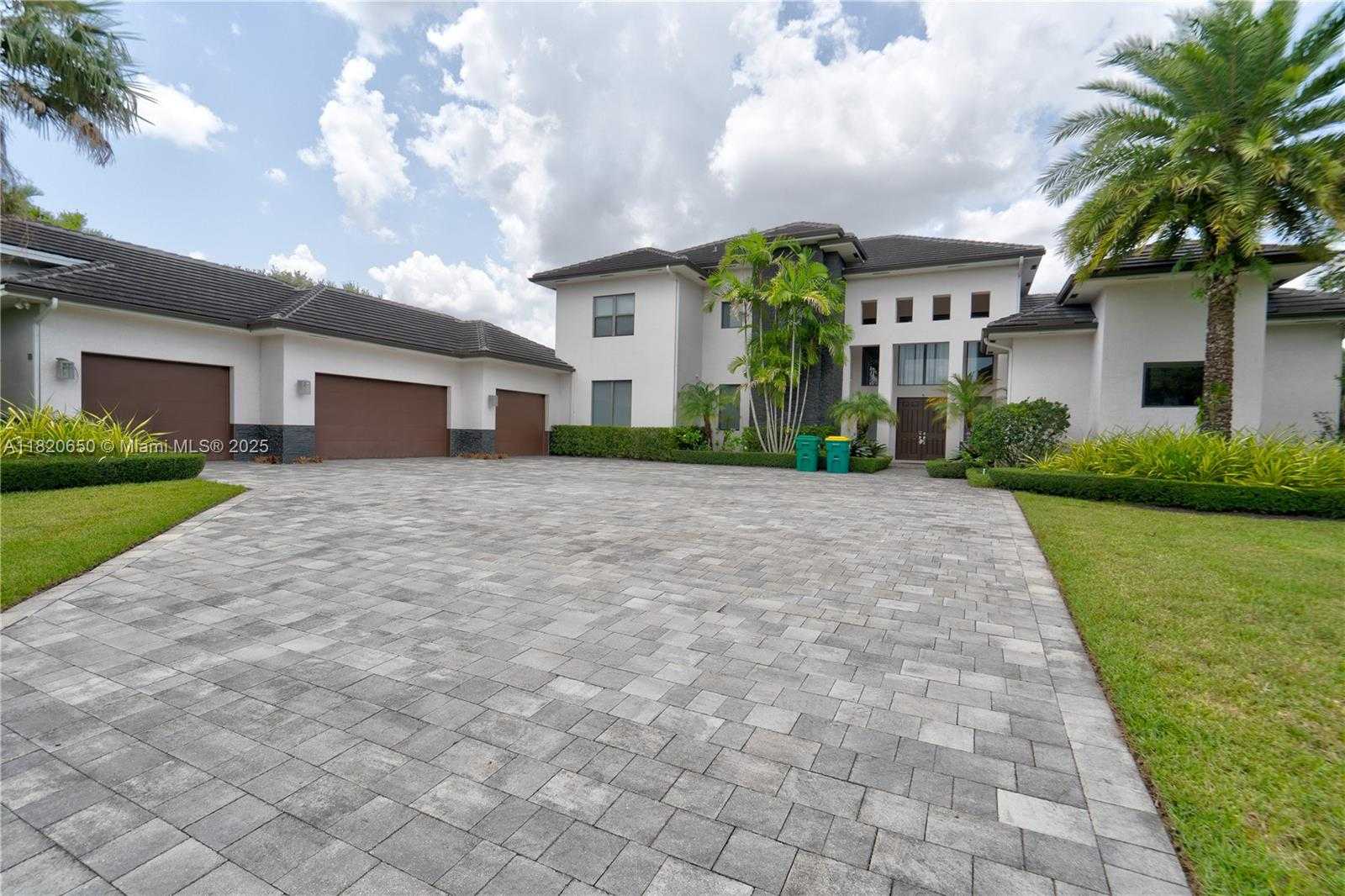 Small Image of 11901 NORTH WEST 12TH ST, Plantation Number 57