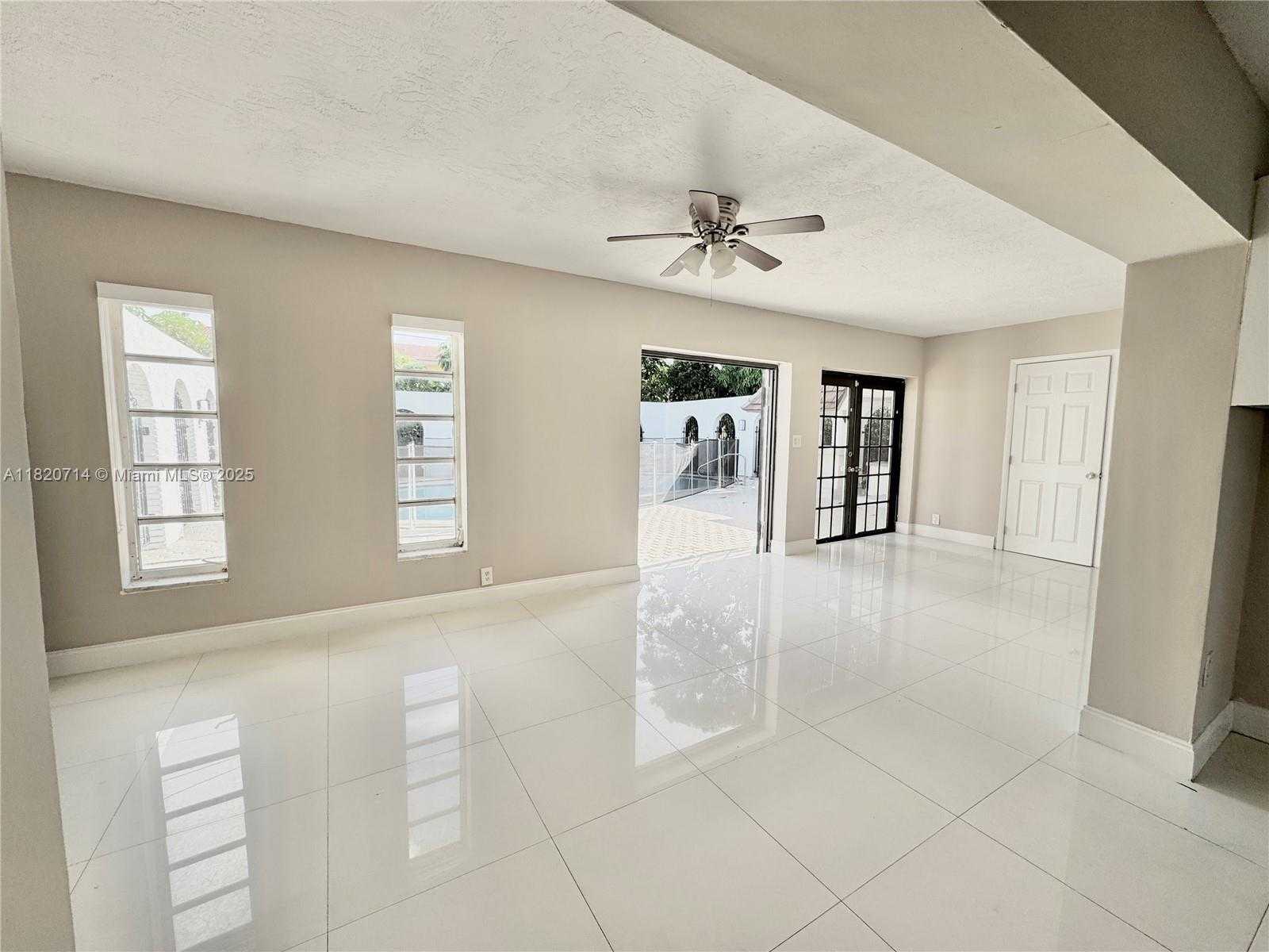 Small Image of 4905 HARRISON ST, Hollywood Number 14