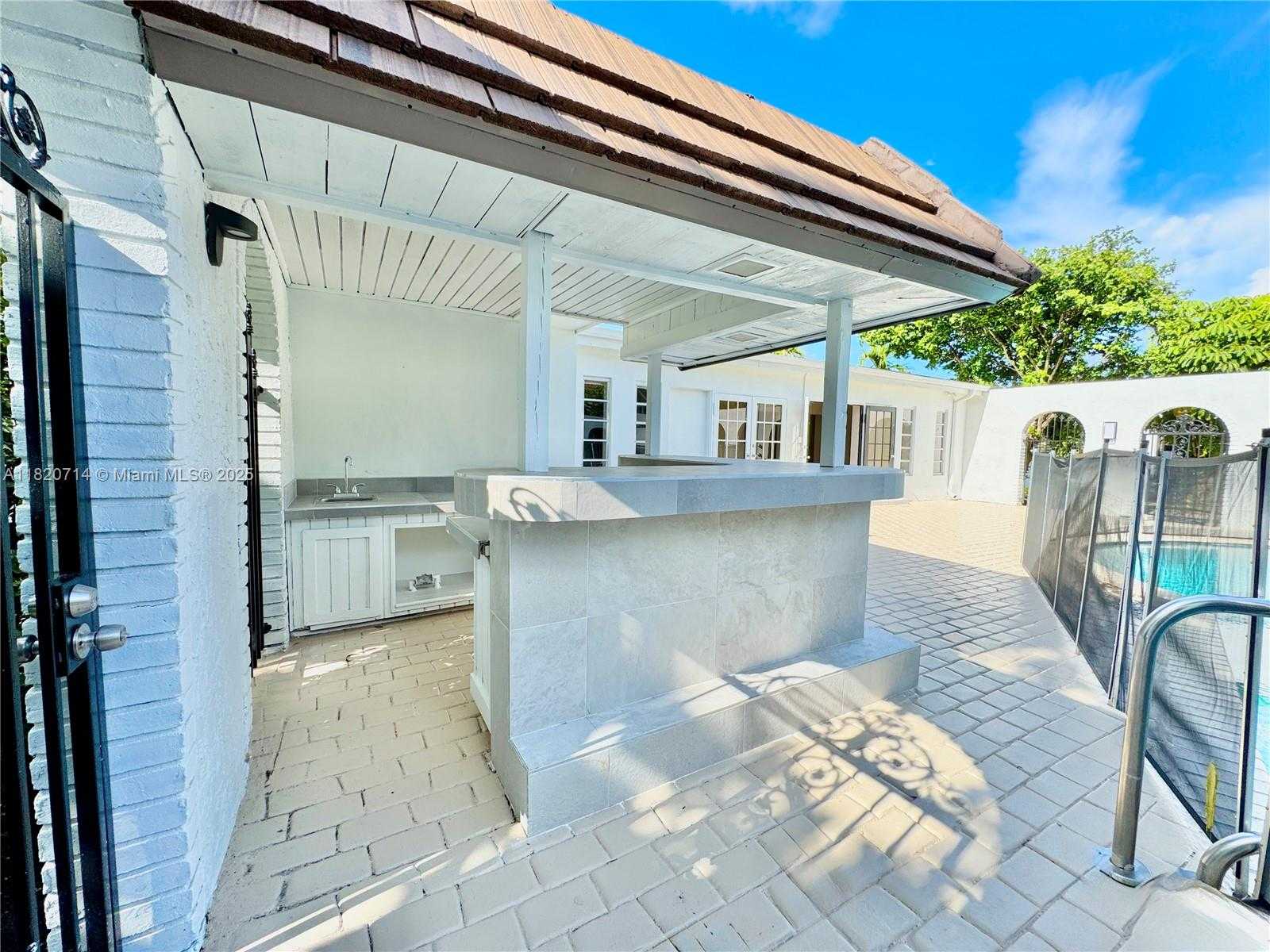 Small Image of 4905 HARRISON ST, Hollywood Number 26