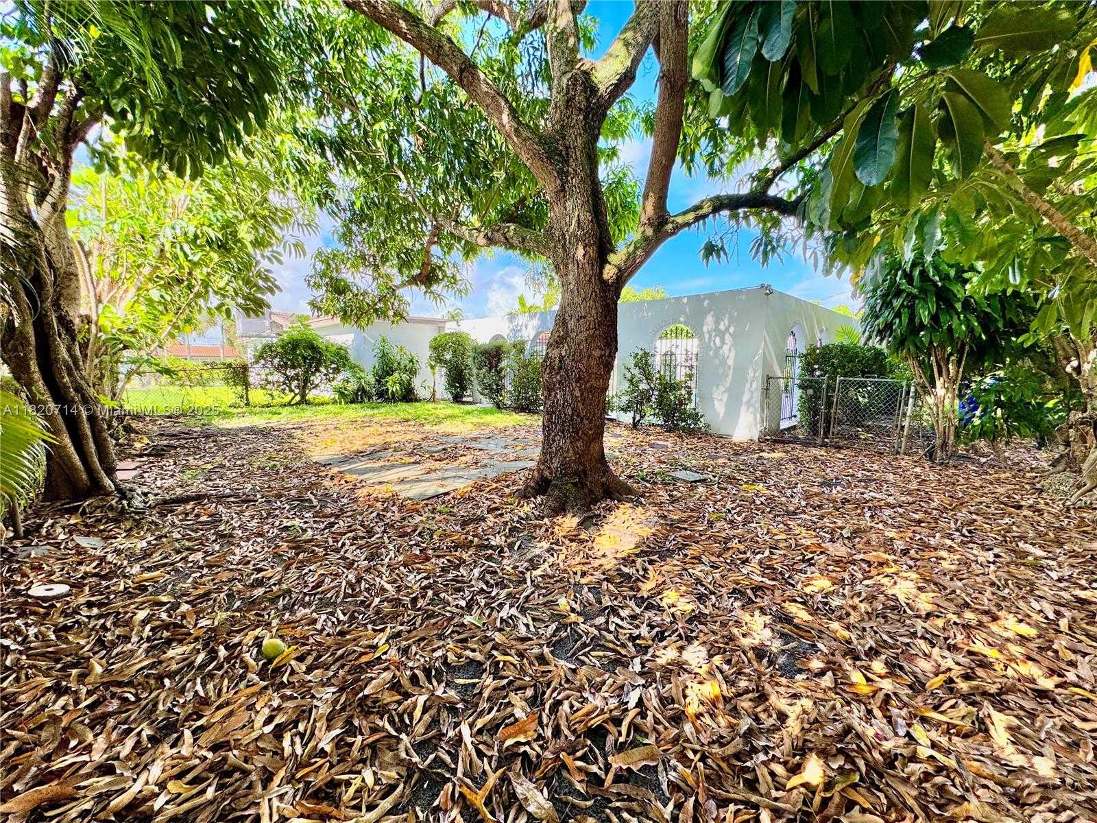 Small Image of 4905 HARRISON ST, Hollywood Number 29