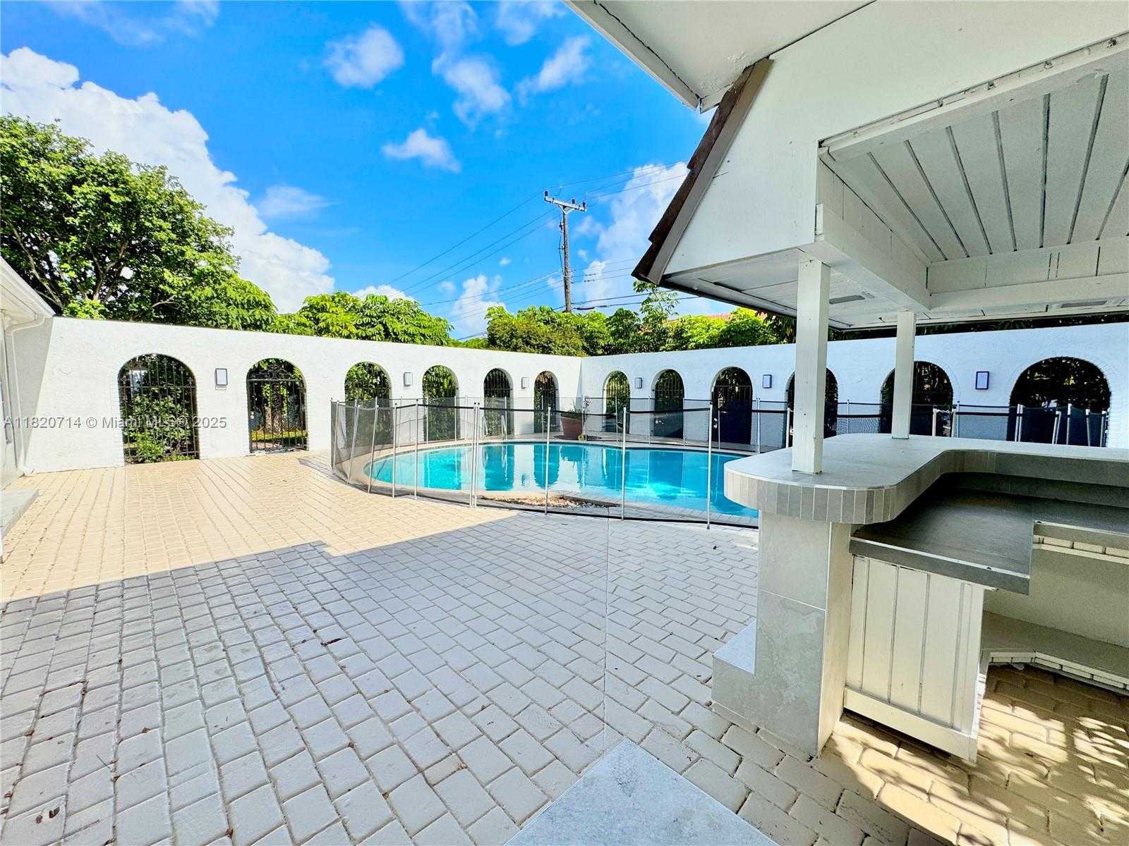 Small Image of 4905 HARRISON ST, Hollywood Number 31