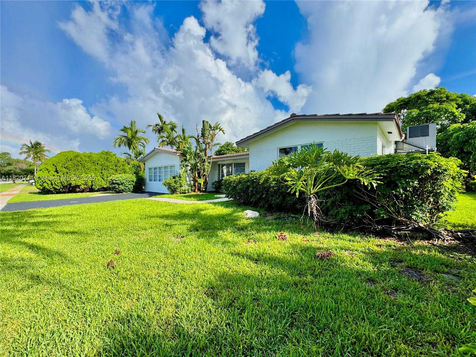 Small Image of 4905 HARRISON ST, Hollywood Number 32