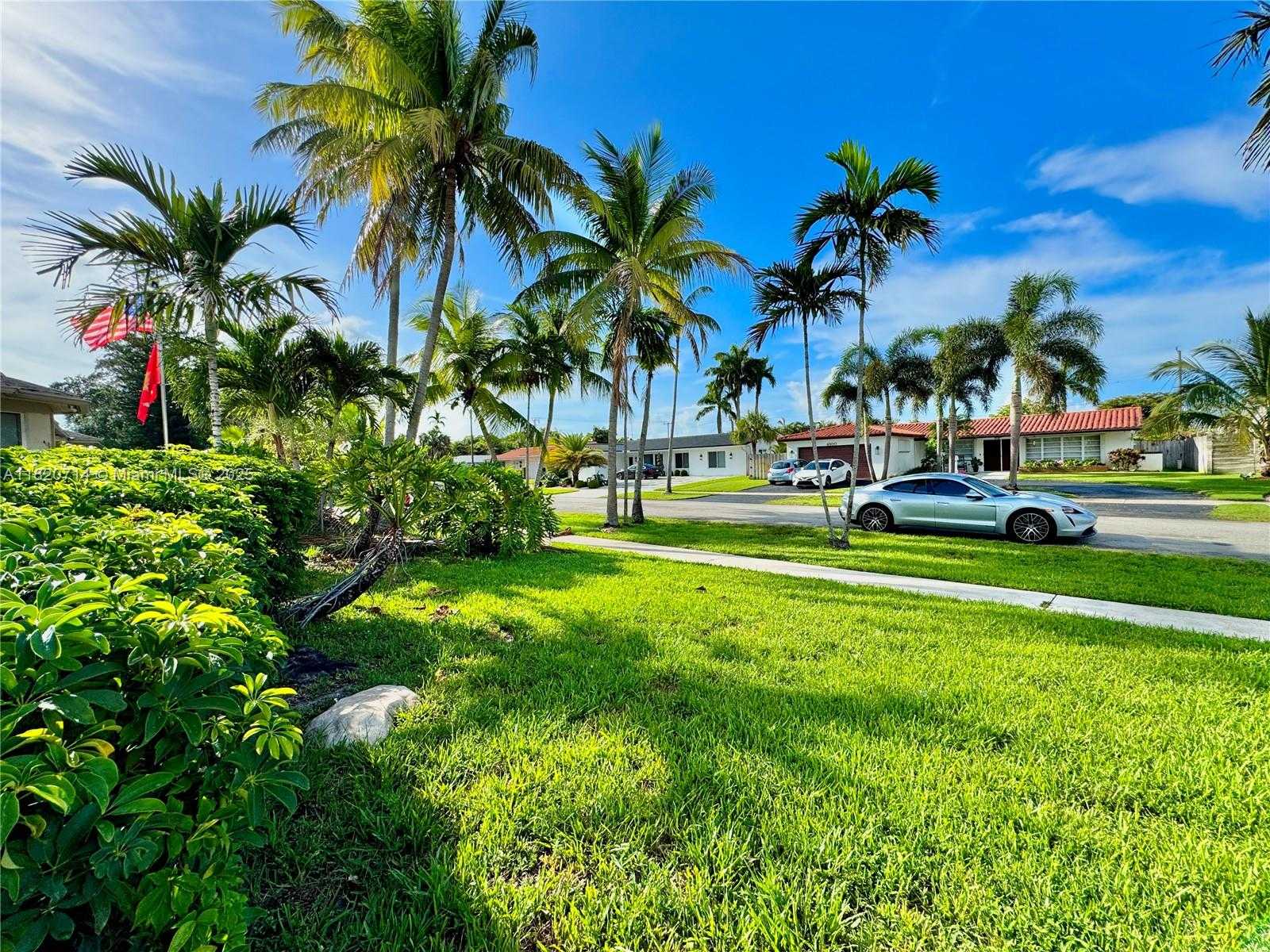 Small Image of 4905 HARRISON ST, Hollywood Number 34