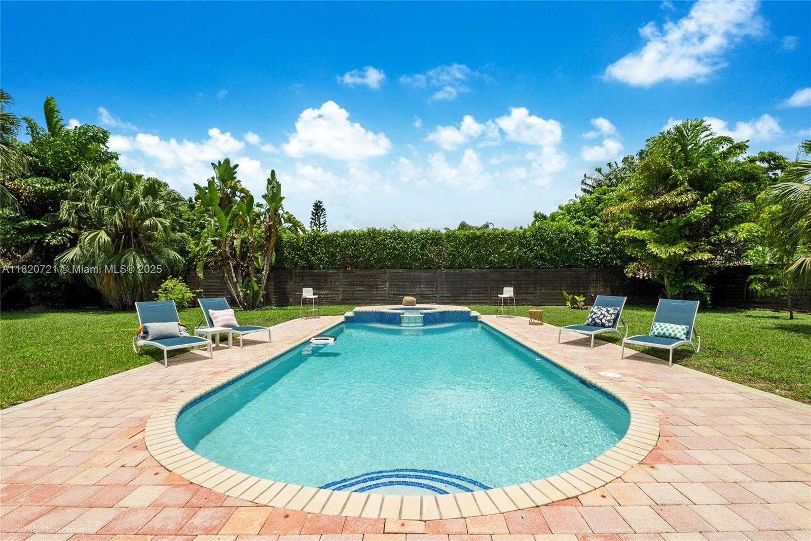 Small Image of 17050 SOUTH WEST 90TH AVE, Palmetto Bay Number 22