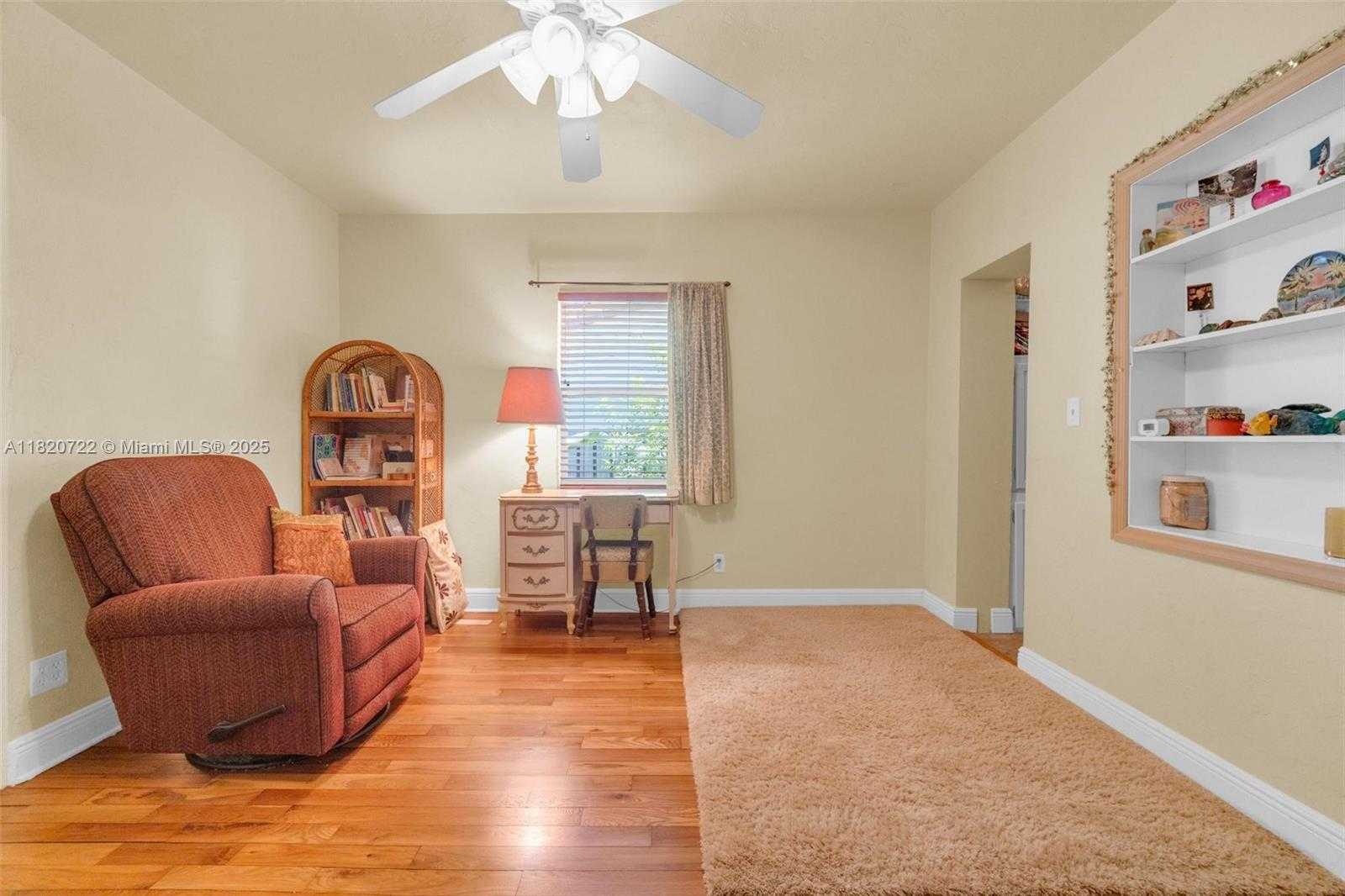 Small Image of 1521 FUNSTON ST, Hollywood Number 13
