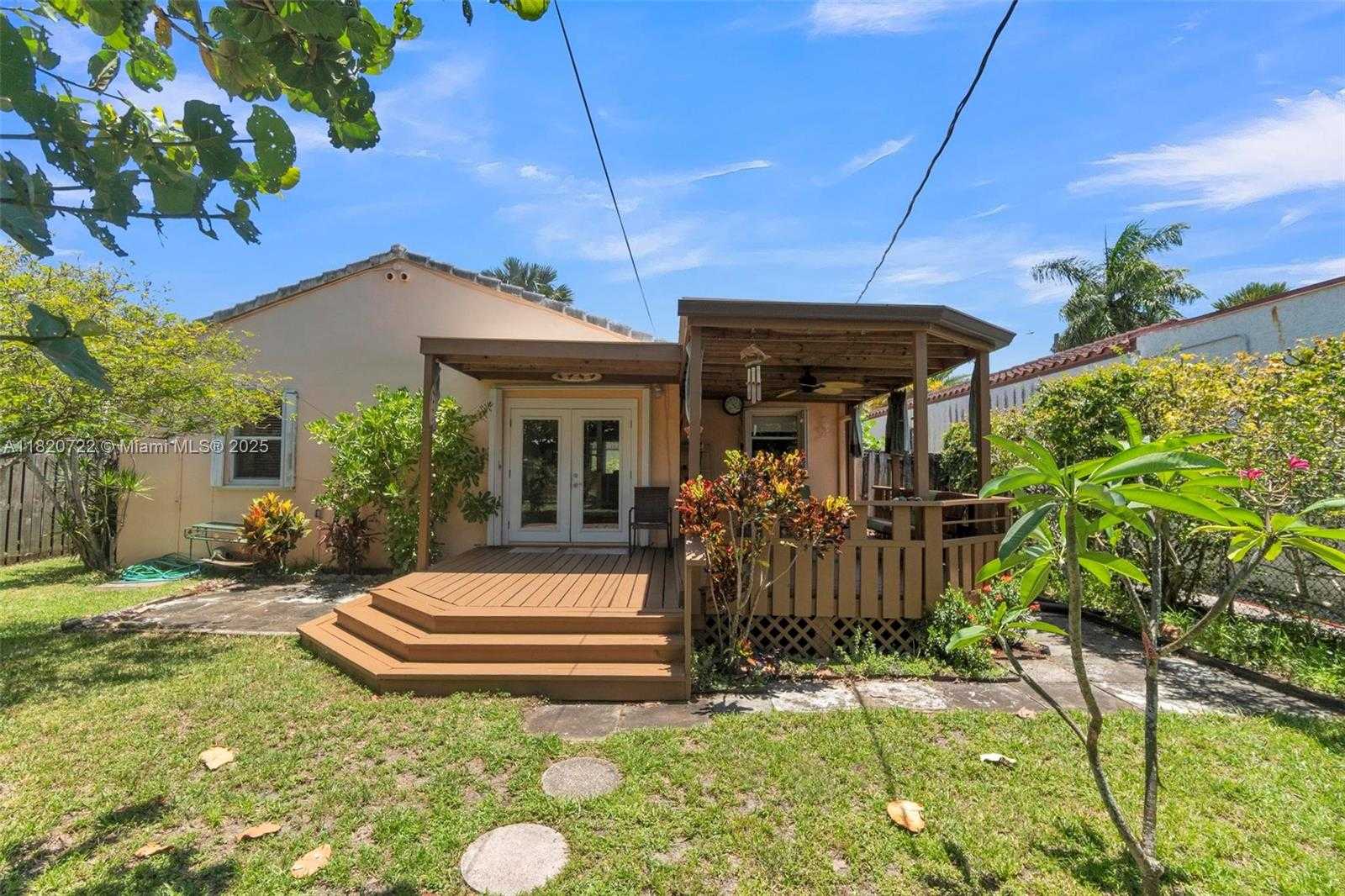 Small Image of 1521 FUNSTON ST, Hollywood Number 17